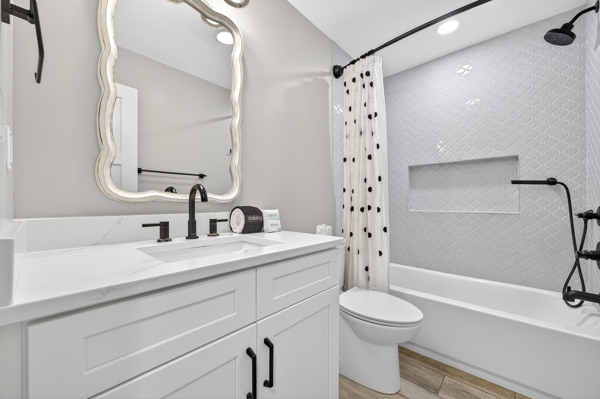 9011 W Us Highway 98, # B1005