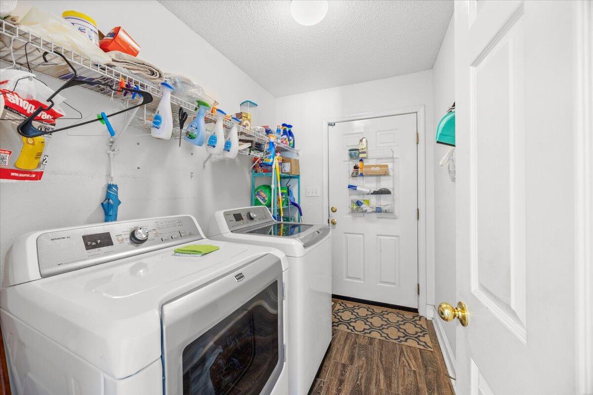 7006 Brighton Oaks Blvd Boulevard