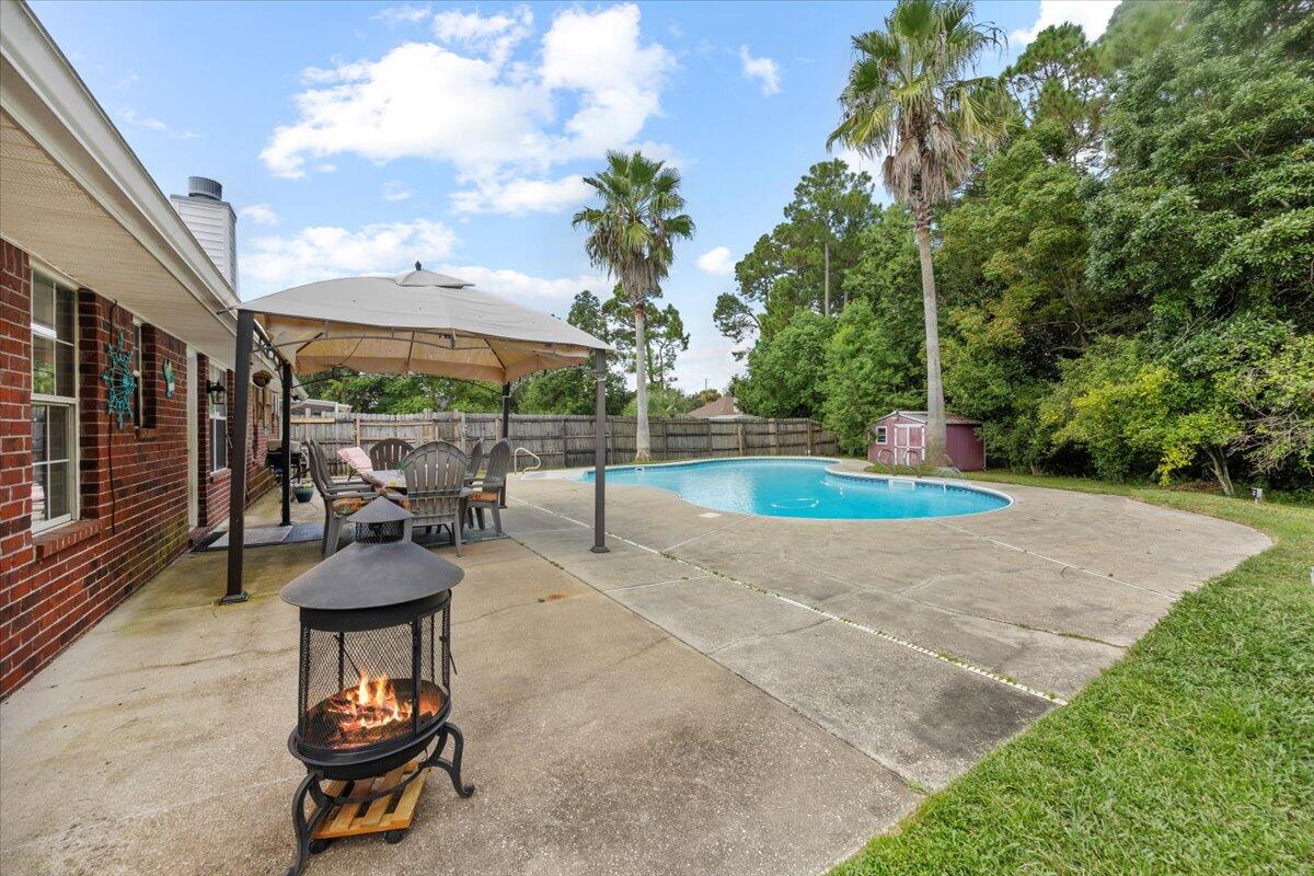 7006 Brighton Oaks Blvd Boulevard