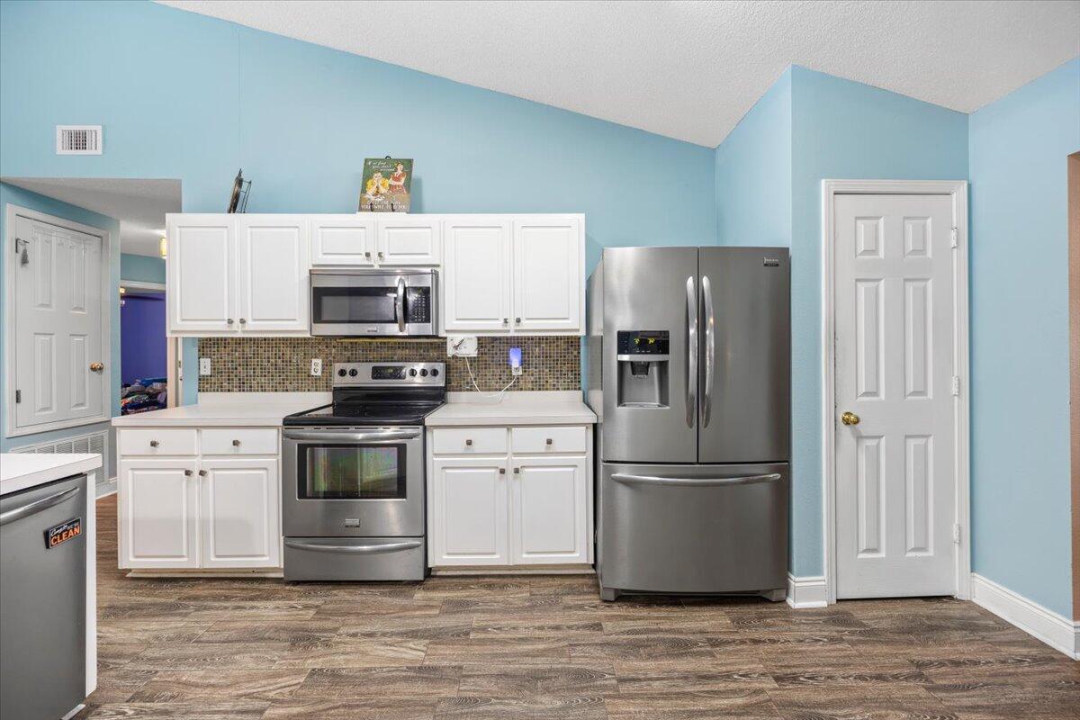 7006 Brighton Oaks Blvd Boulevard