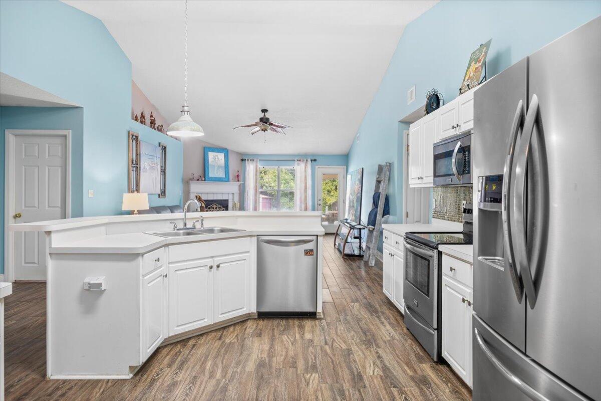 7006 Brighton Oaks Blvd Boulevard