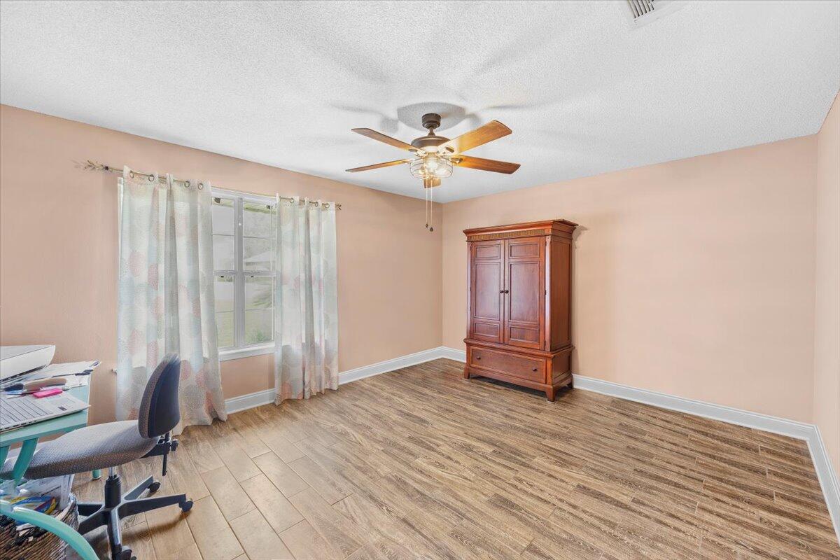 7006 Brighton Oaks Blvd Boulevard