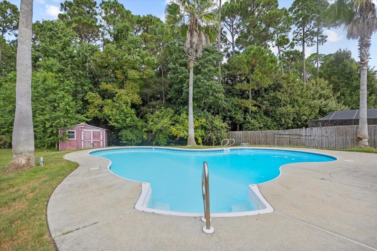 7006 Brighton Oaks Blvd Boulevard