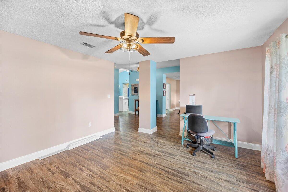 7006 Brighton Oaks Blvd Boulevard