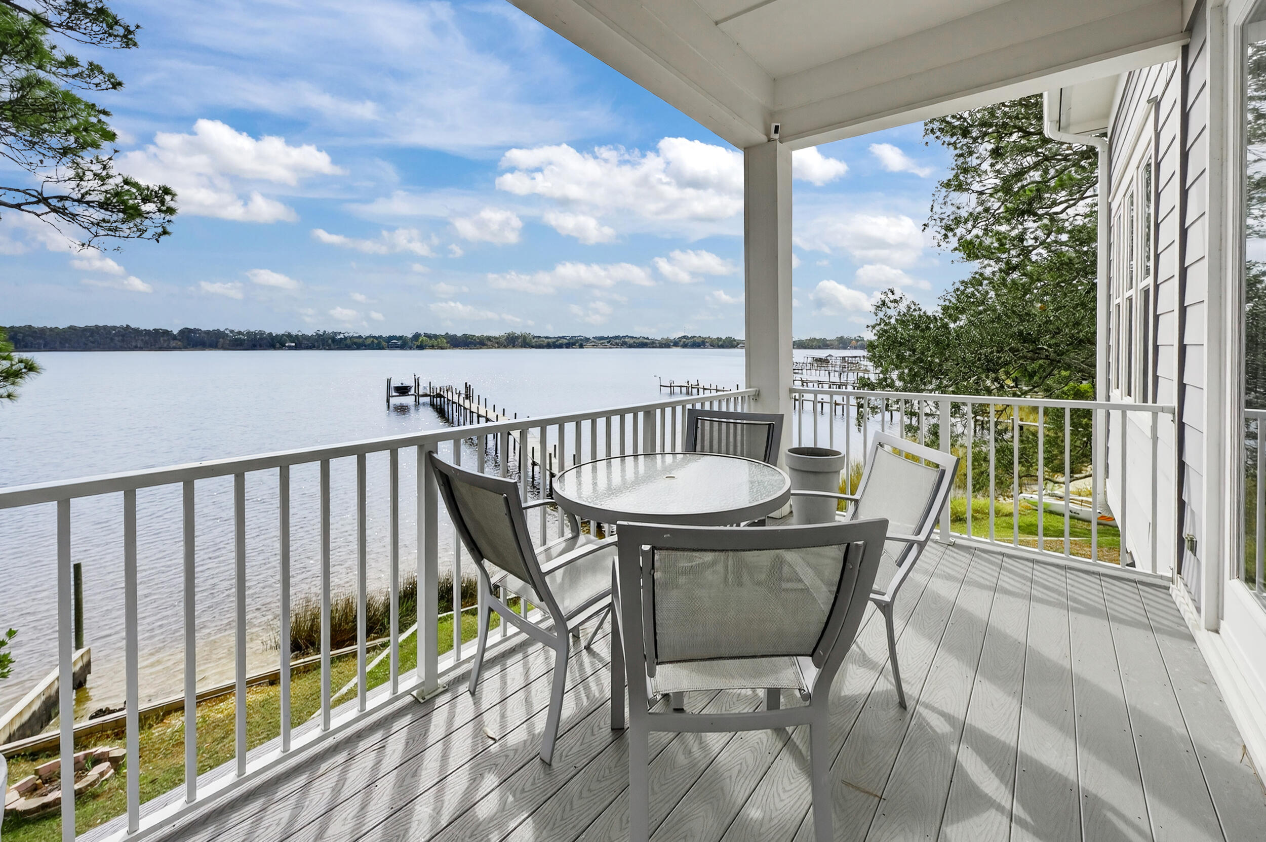 2975 Holley Point Road