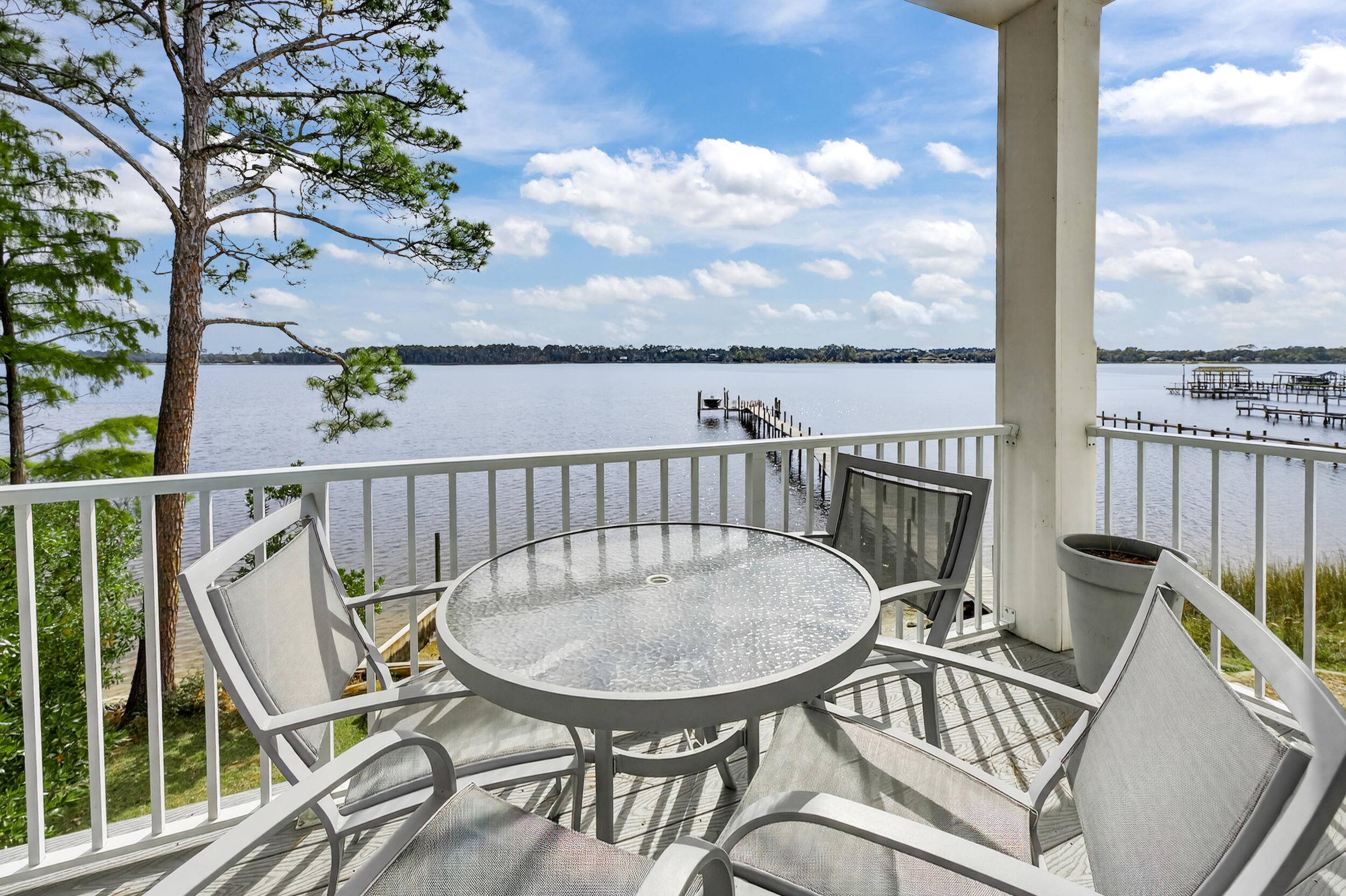 2975 Holley Point Road