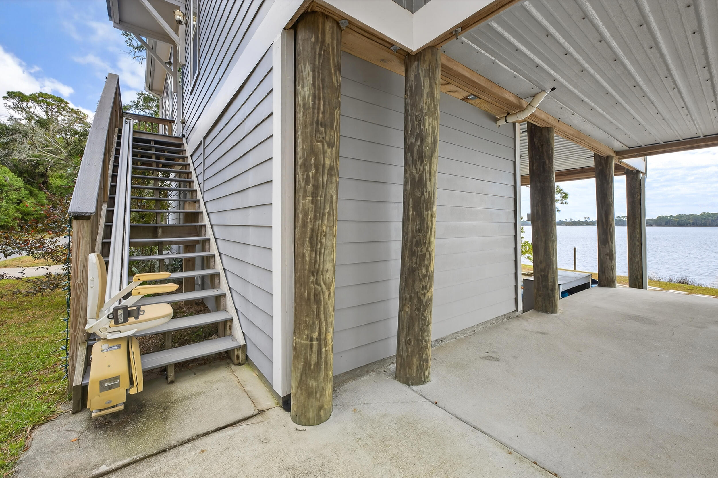 2975 Holley Point Road