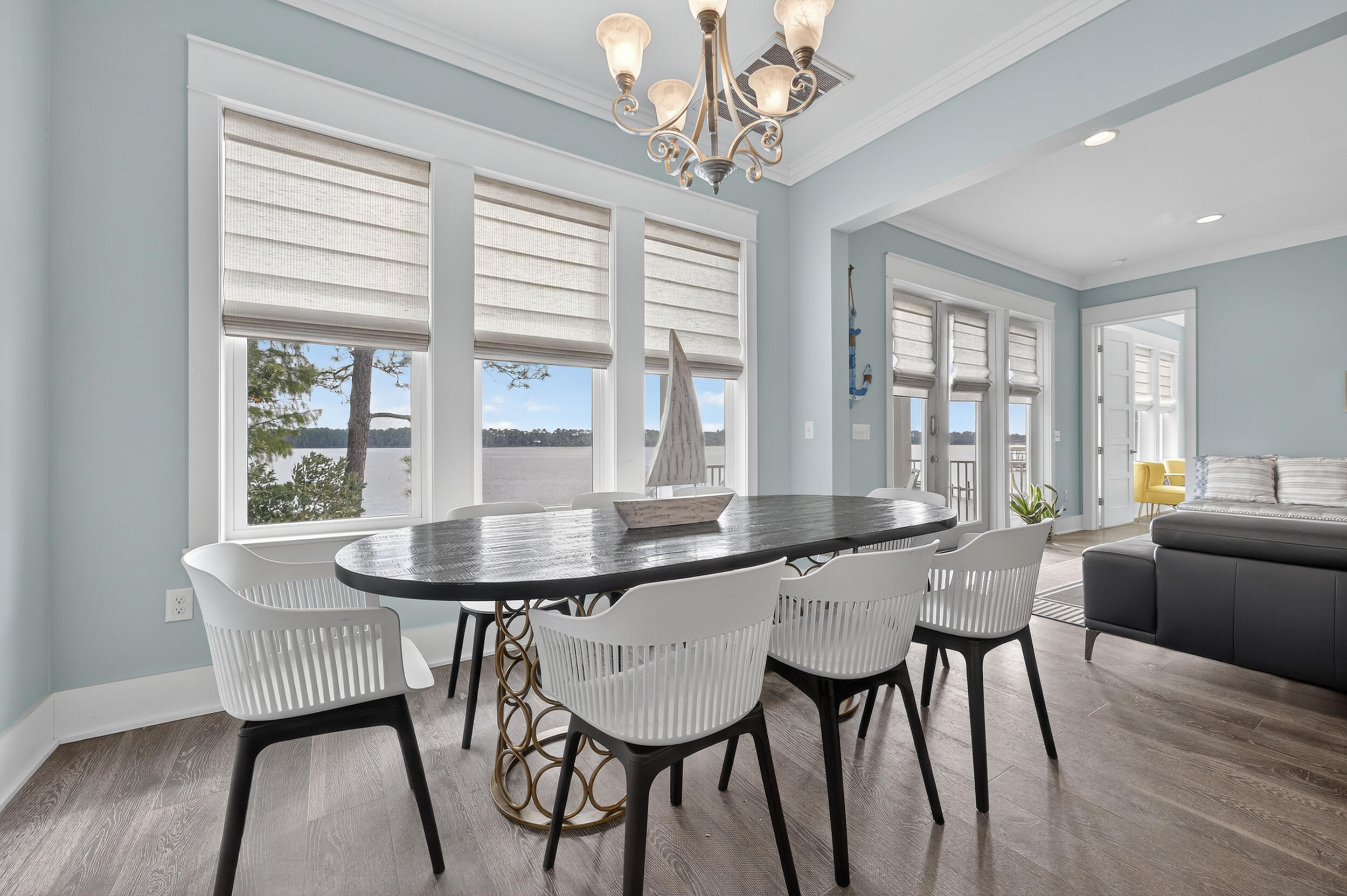 2975 Holley Point Road