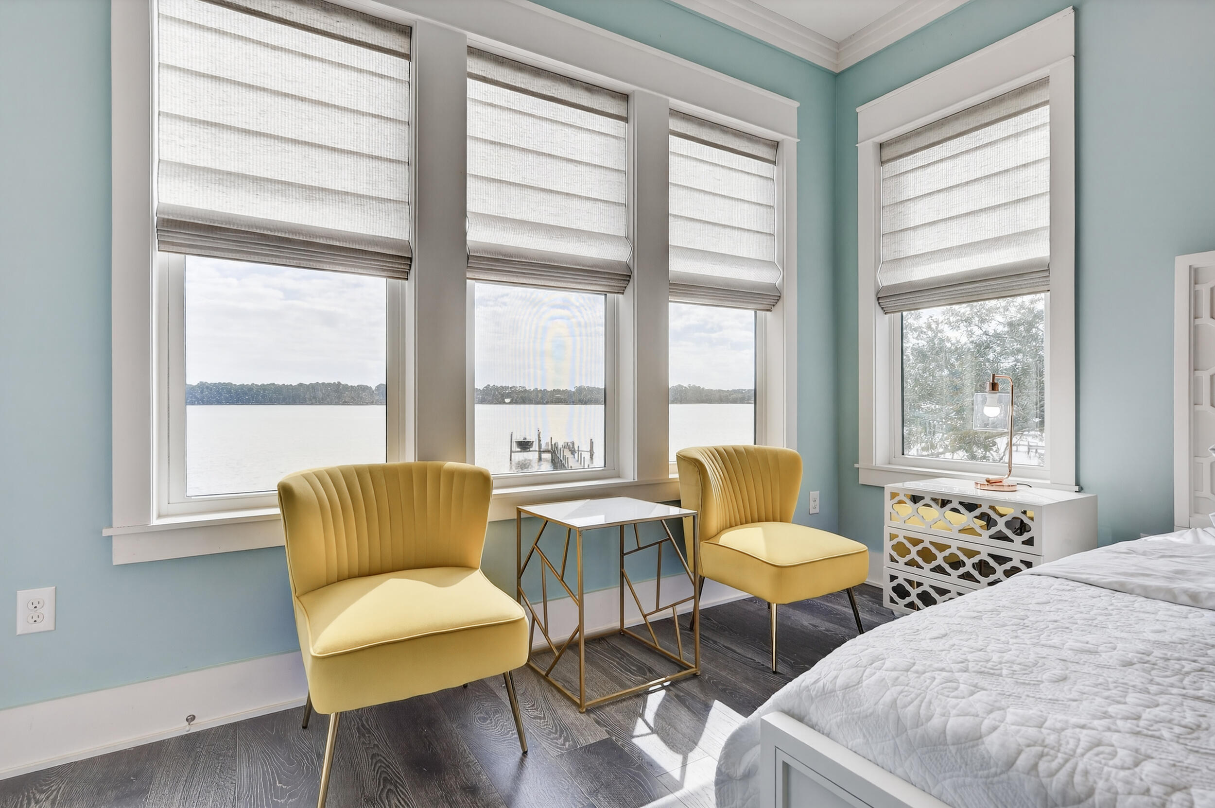 2975 Holley Point Road