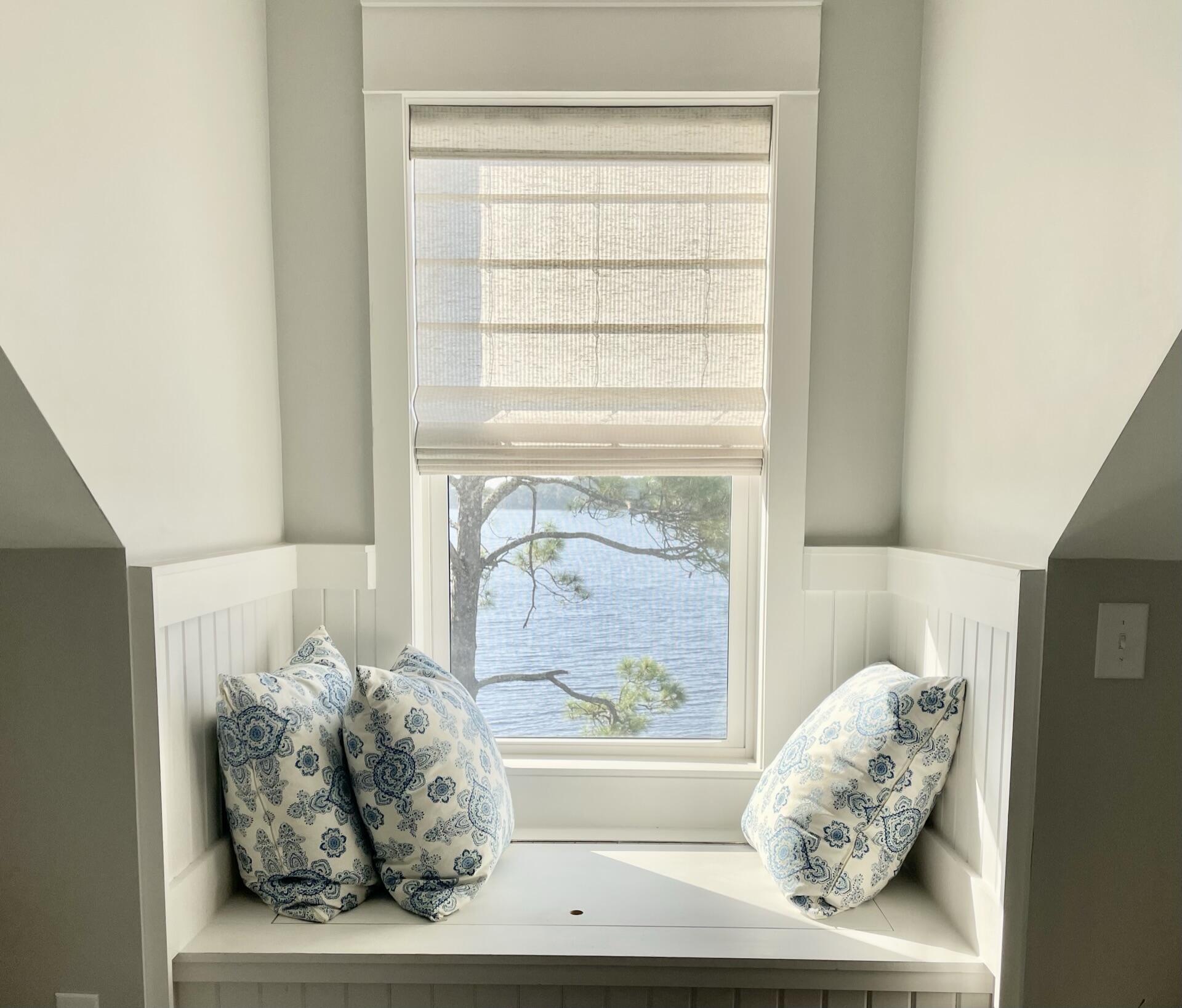 2975 Holley Point Road