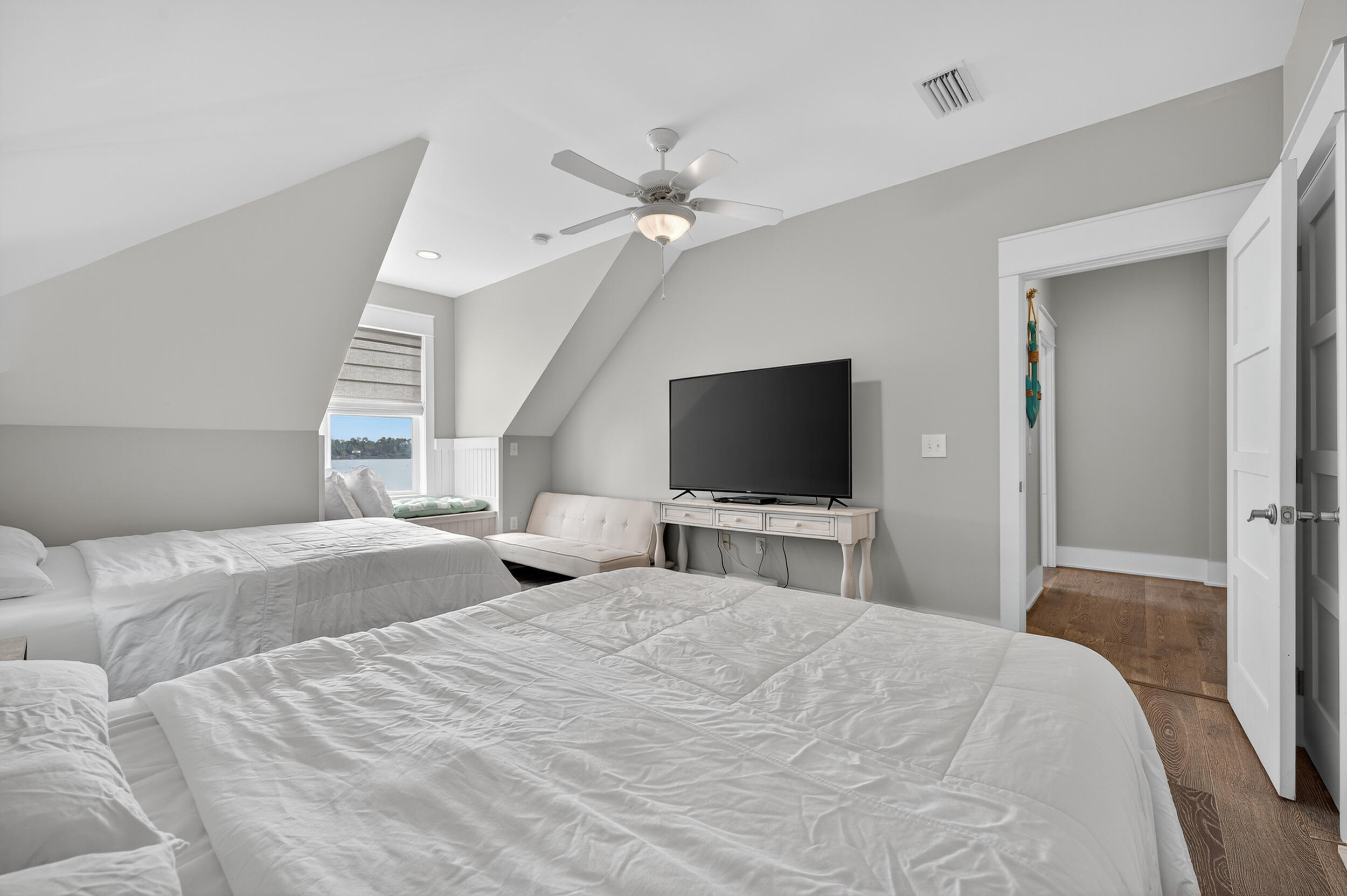 2975 Holley Point Road