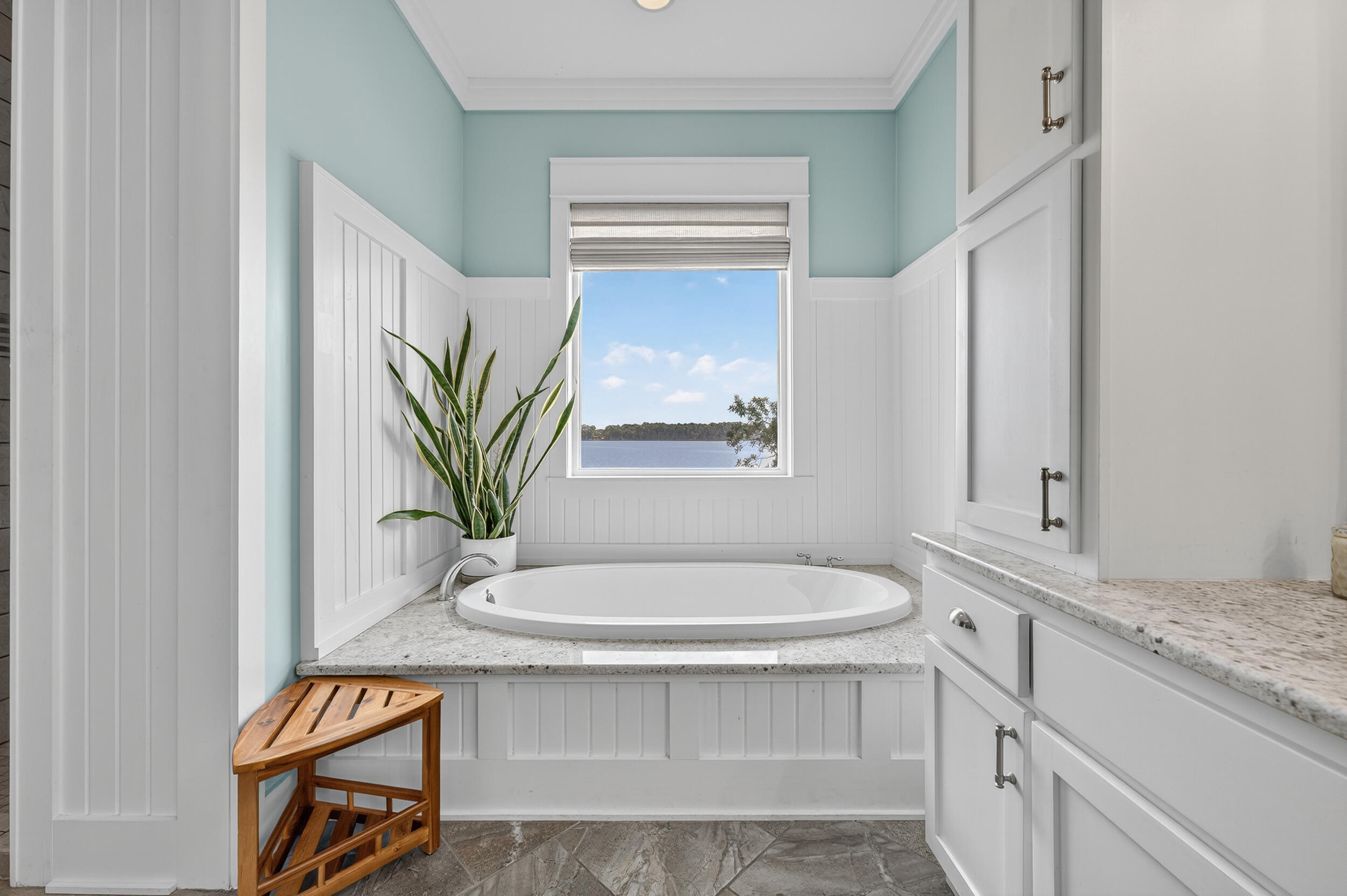 2975 Holley Point Road