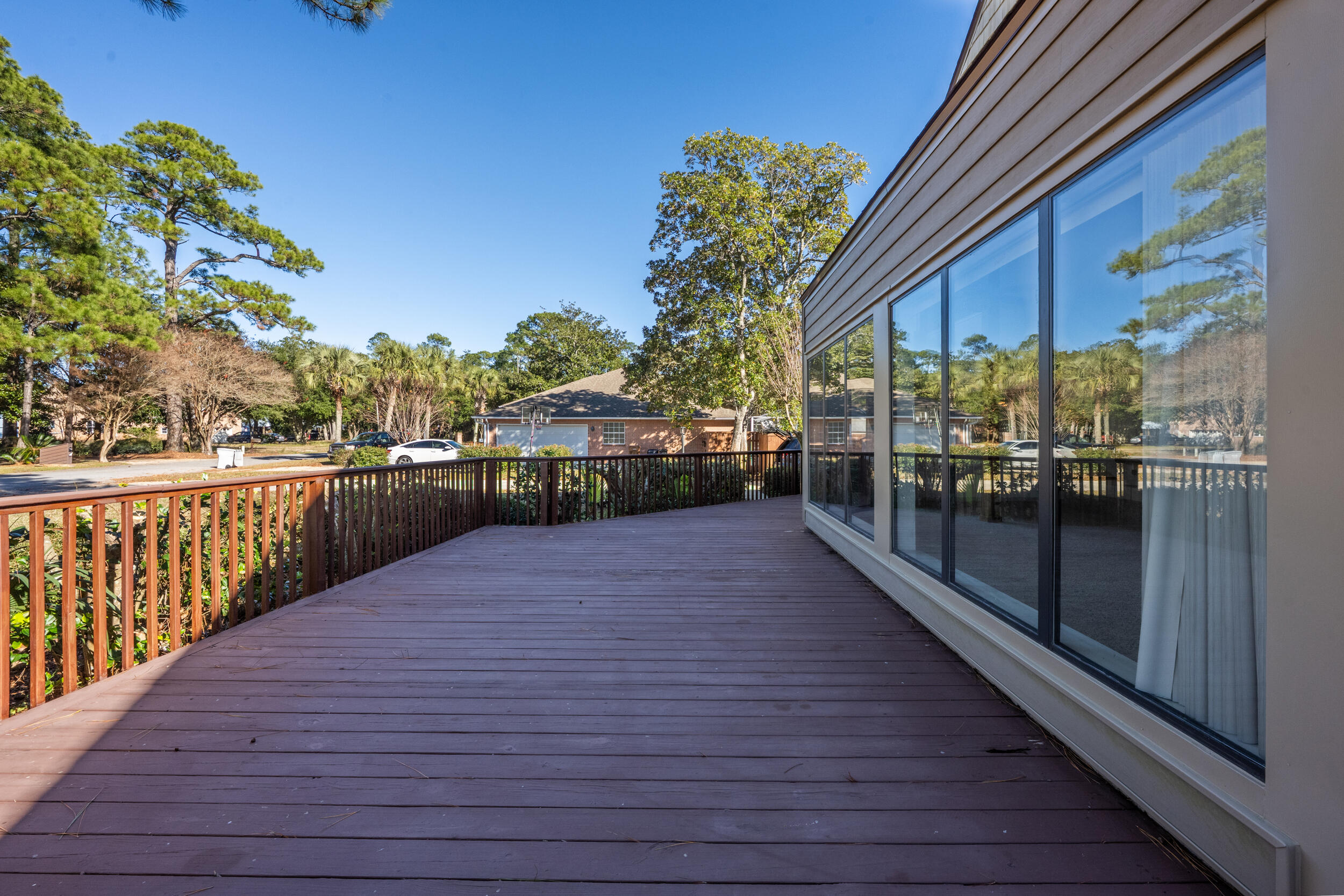 1567 Whisper Bay Boulevard