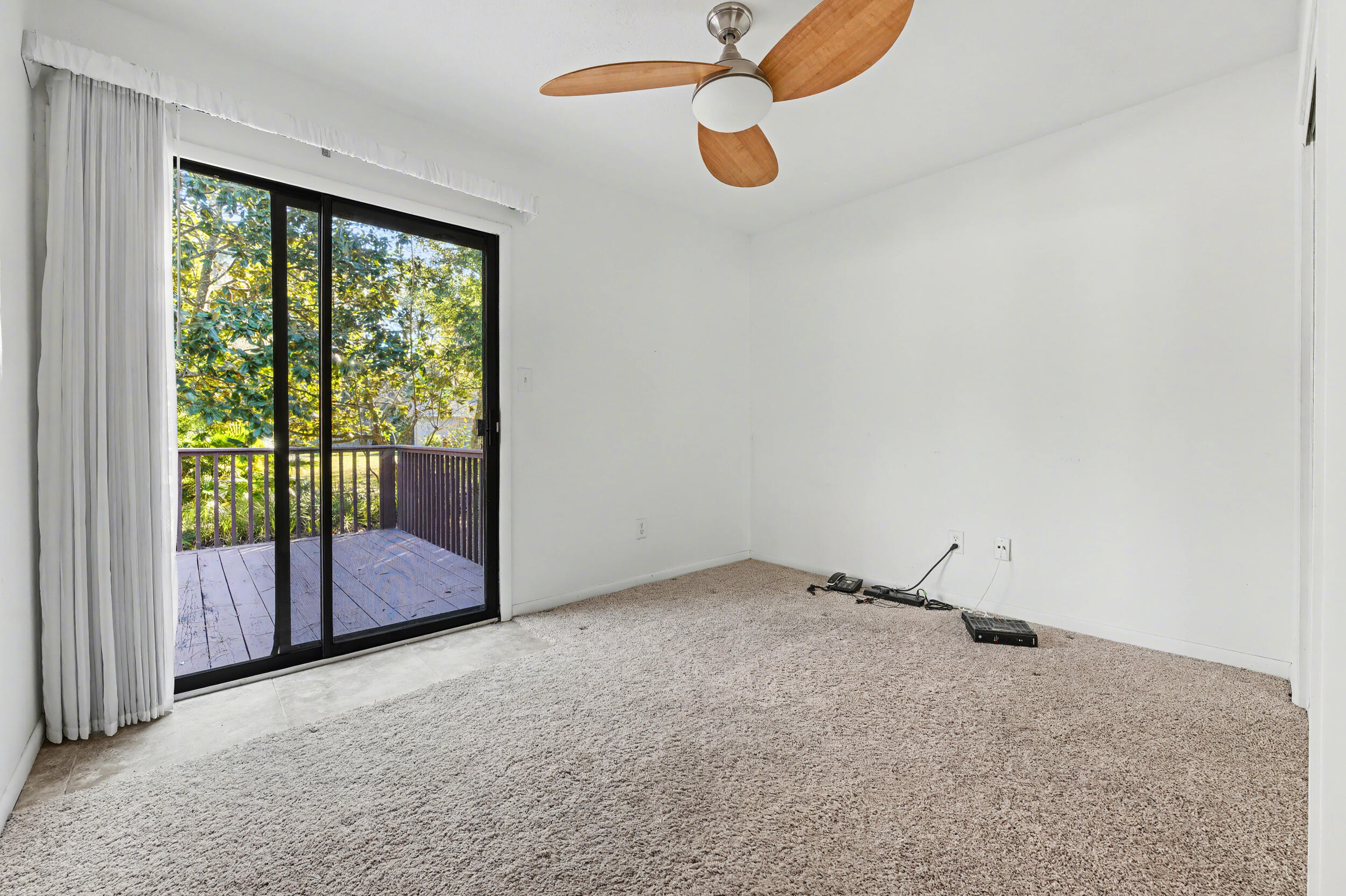 1567 Whisper Bay Boulevard