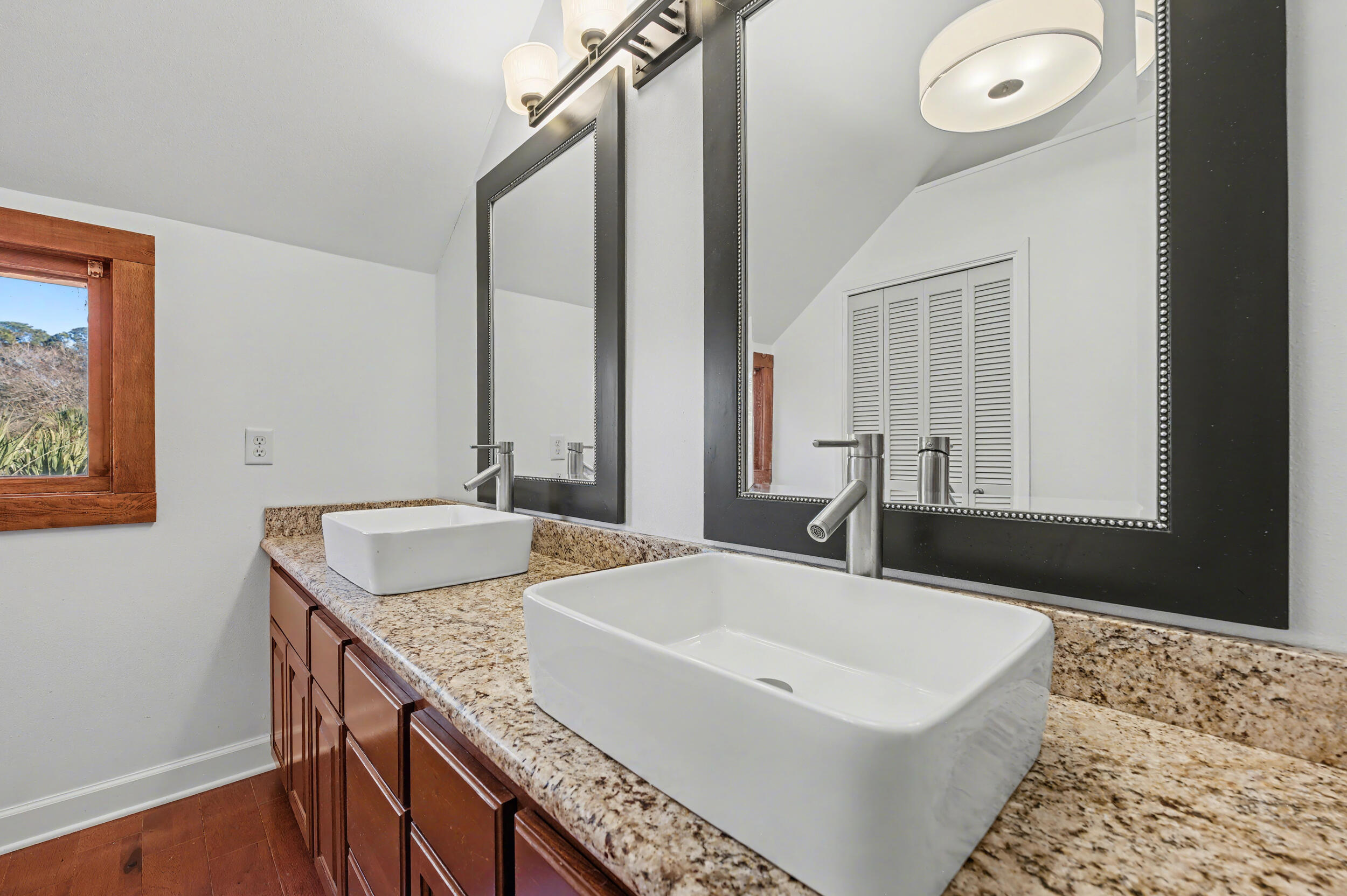 1567 Whisper Bay Boulevard