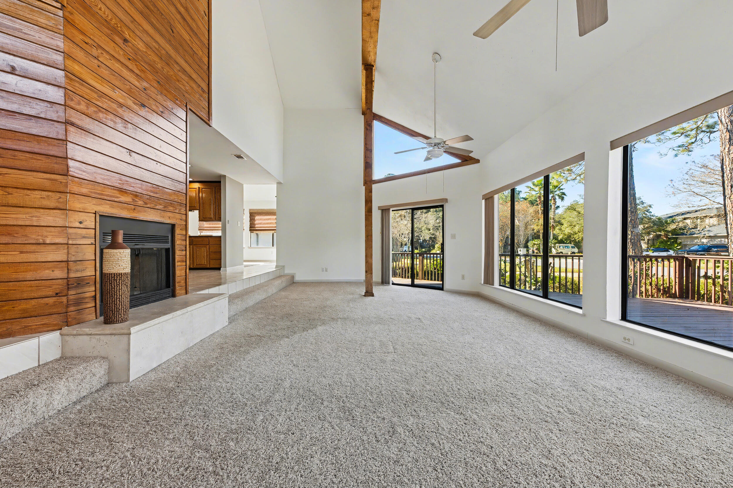 1567 Whisper Bay Boulevard