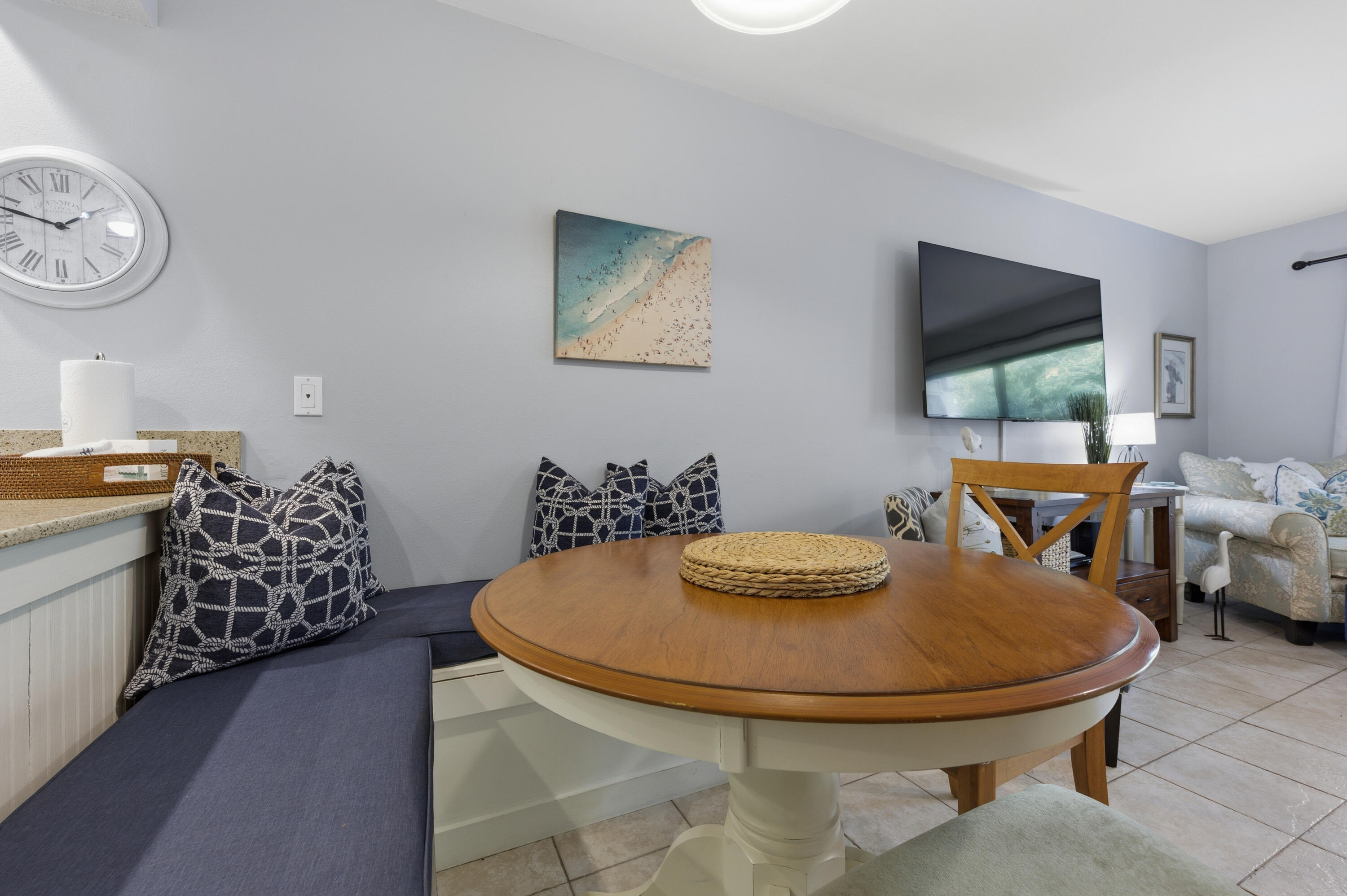 59 N Myrtle Drive 207