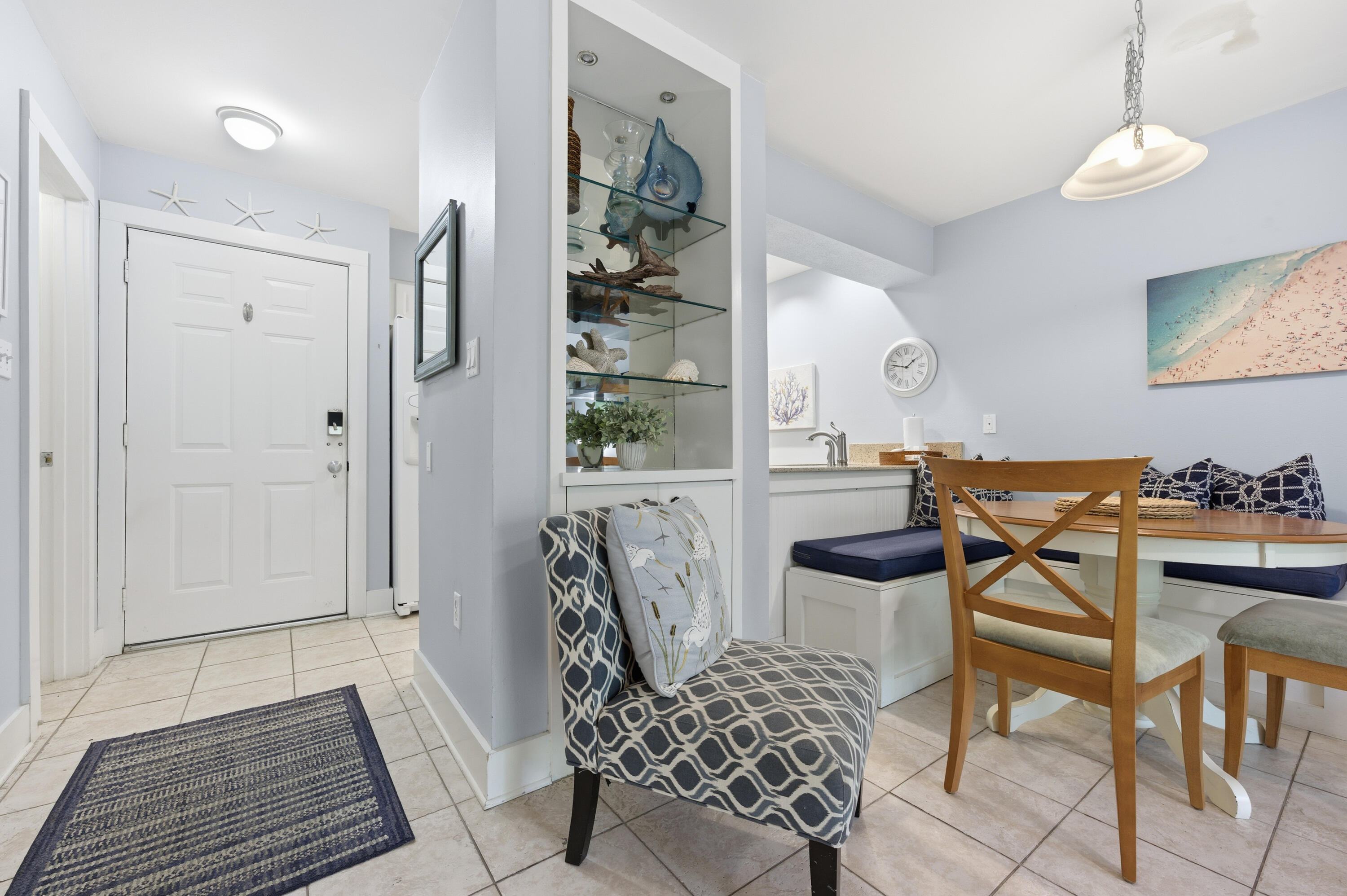 59 N Myrtle Drive 207