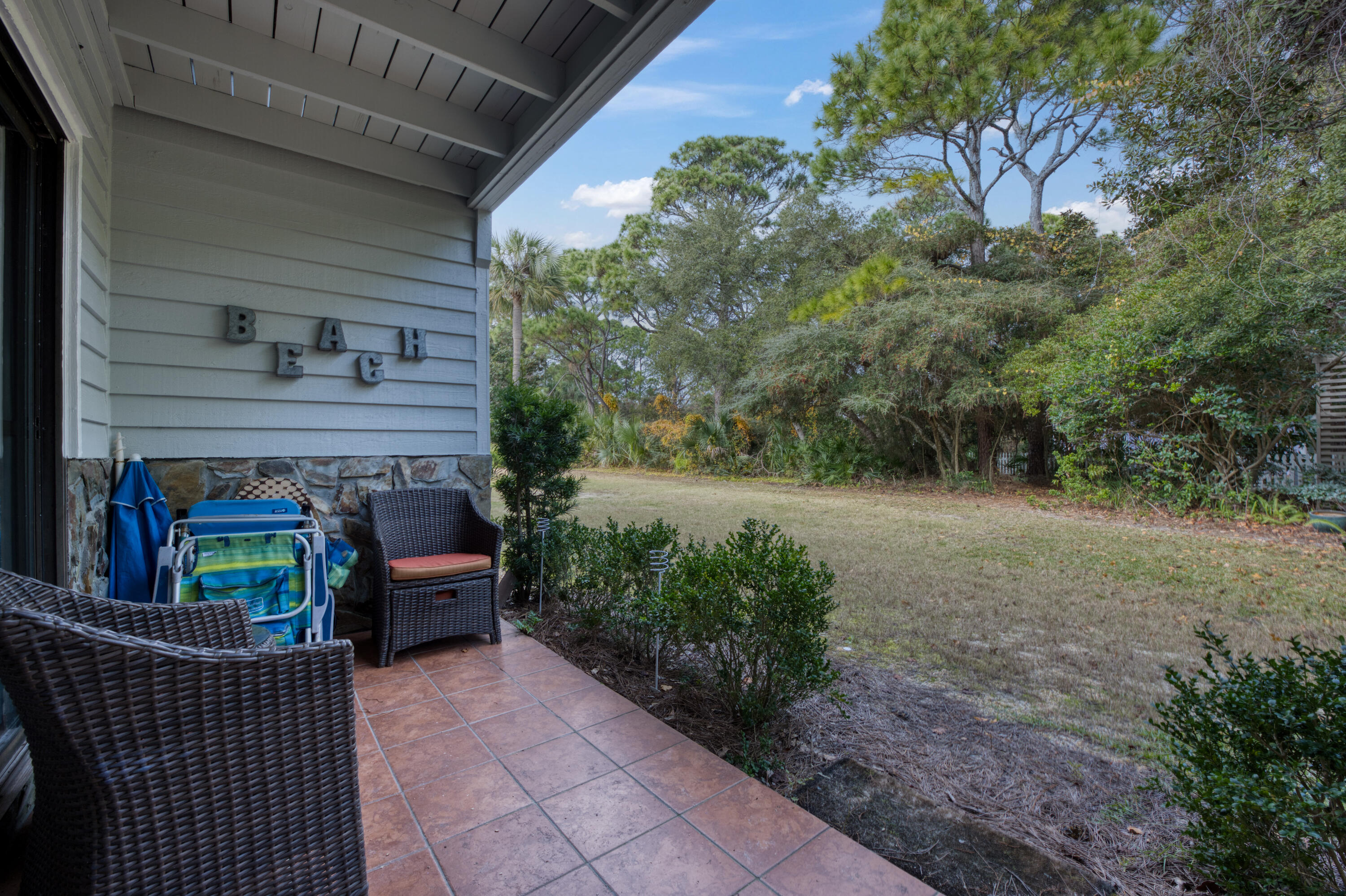 59 N Myrtle Drive 207