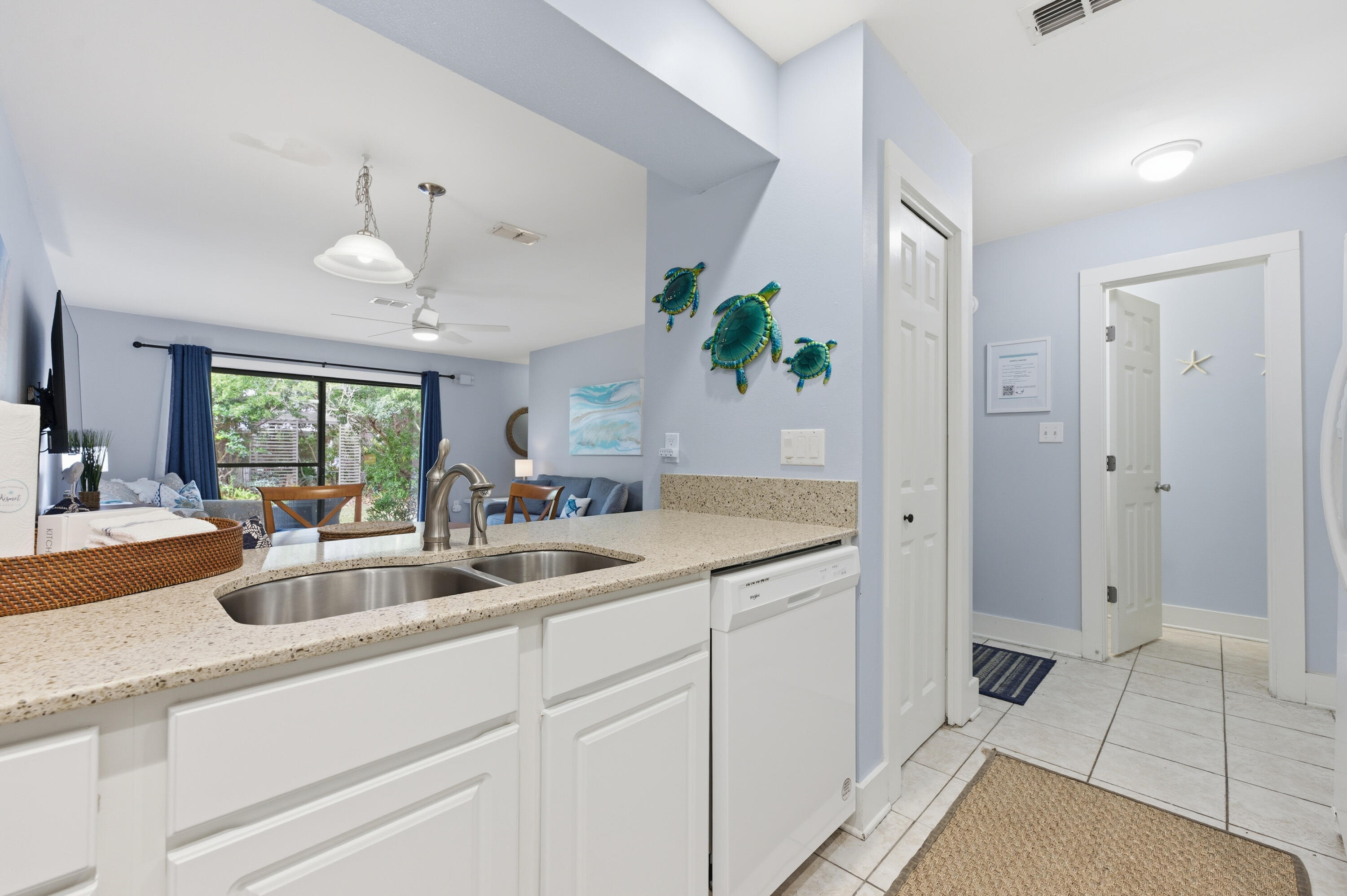 59 N Myrtle Drive 207