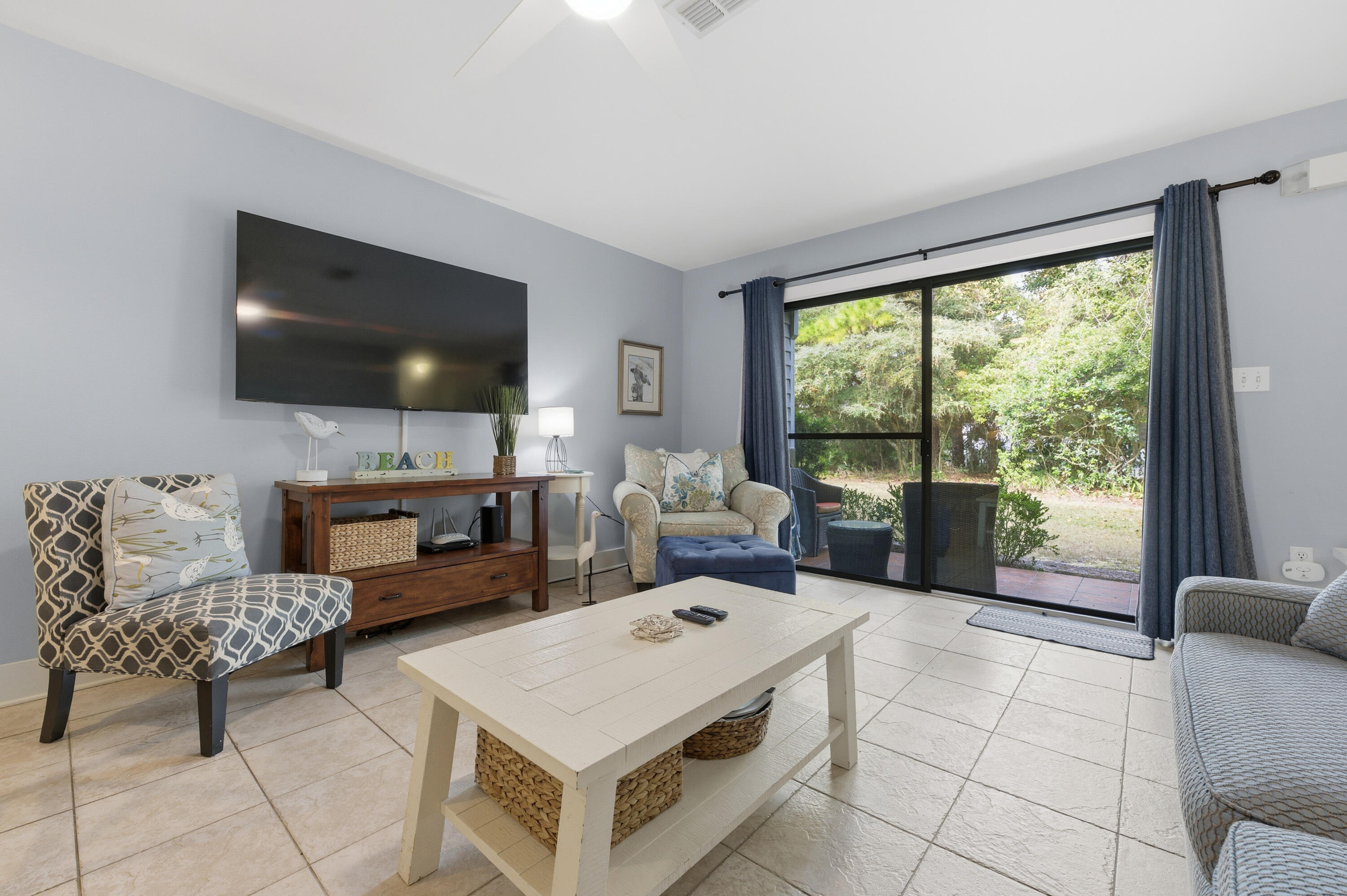 59 N Myrtle Drive 207