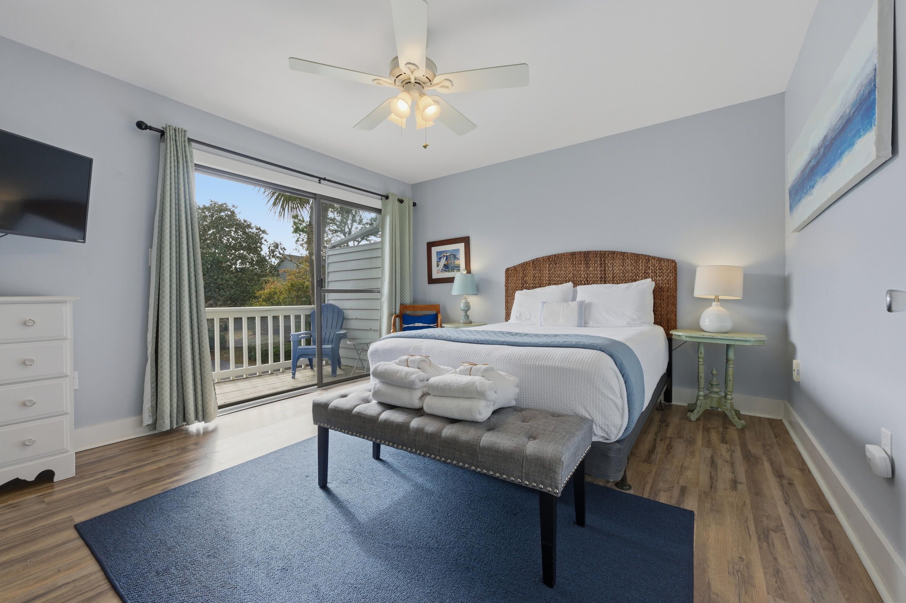 59 N Myrtle Drive 207