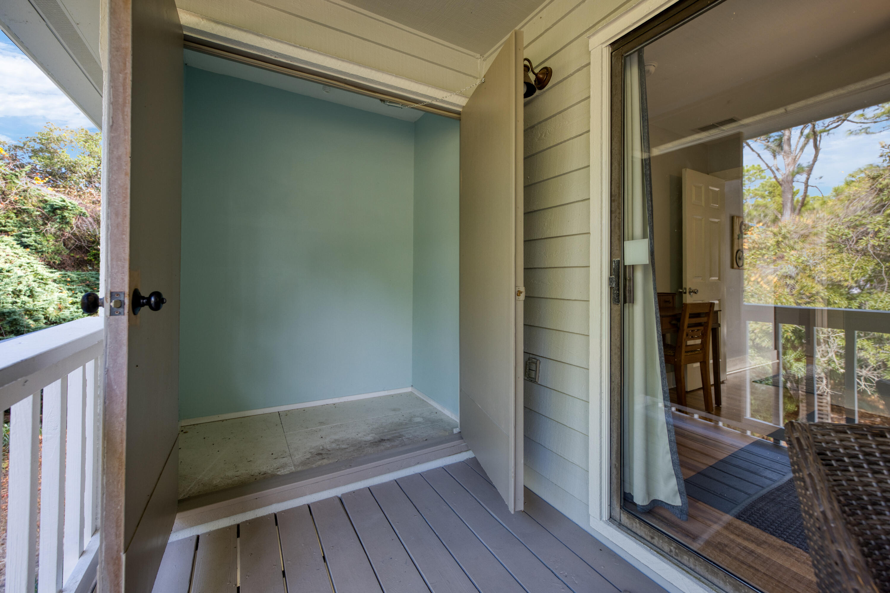 59 N Myrtle Drive 207