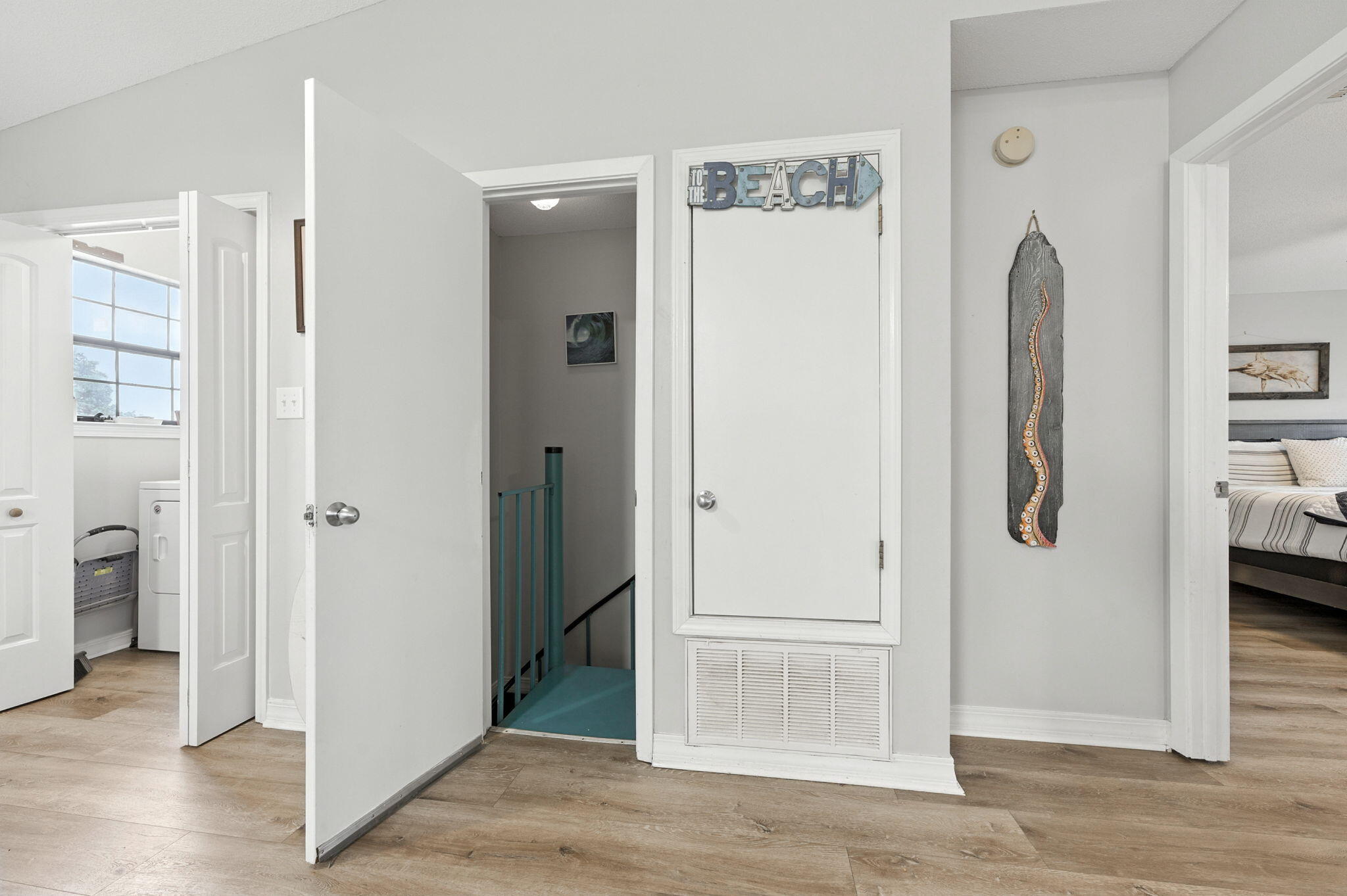 6913 Sea Shark Circle