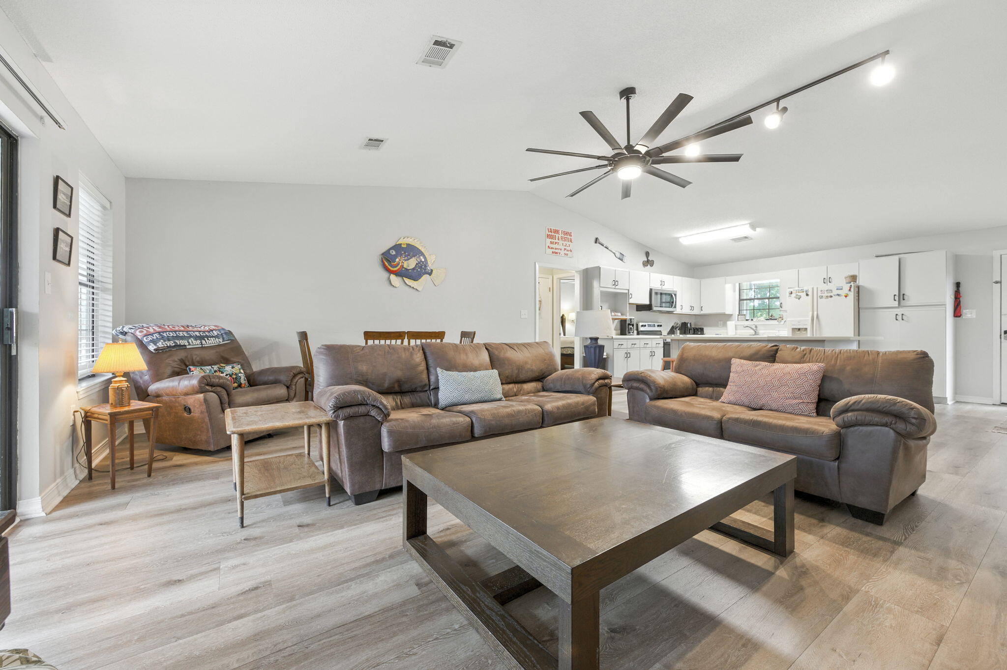 6913 Sea Shark Circle