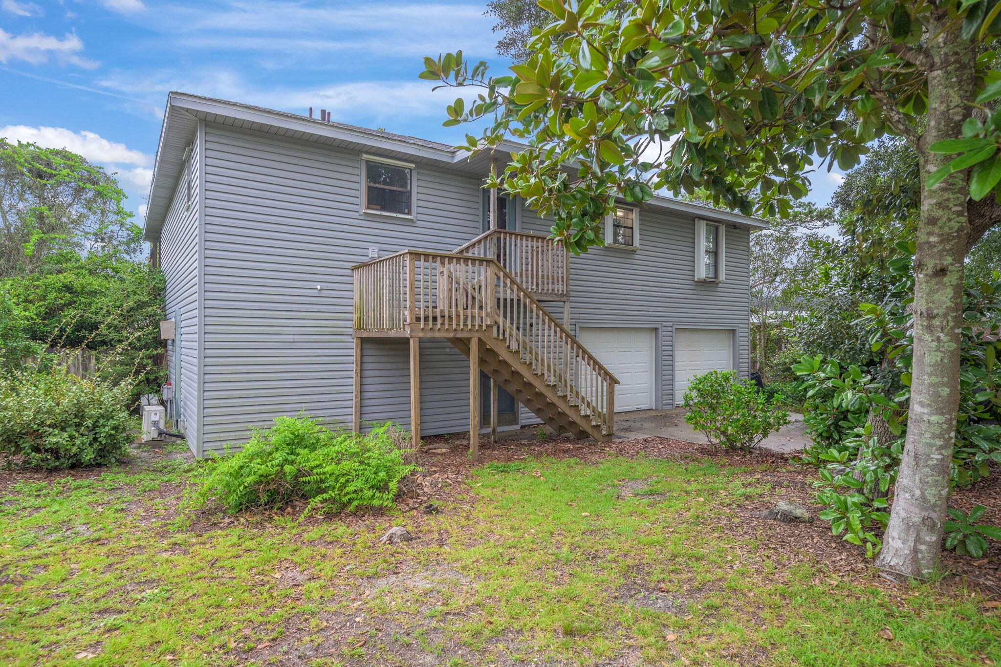 6913 Sea Shark Circle