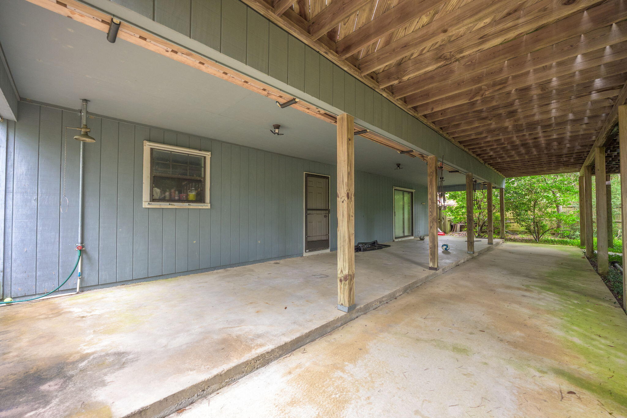 6913 Sea Shark Circle