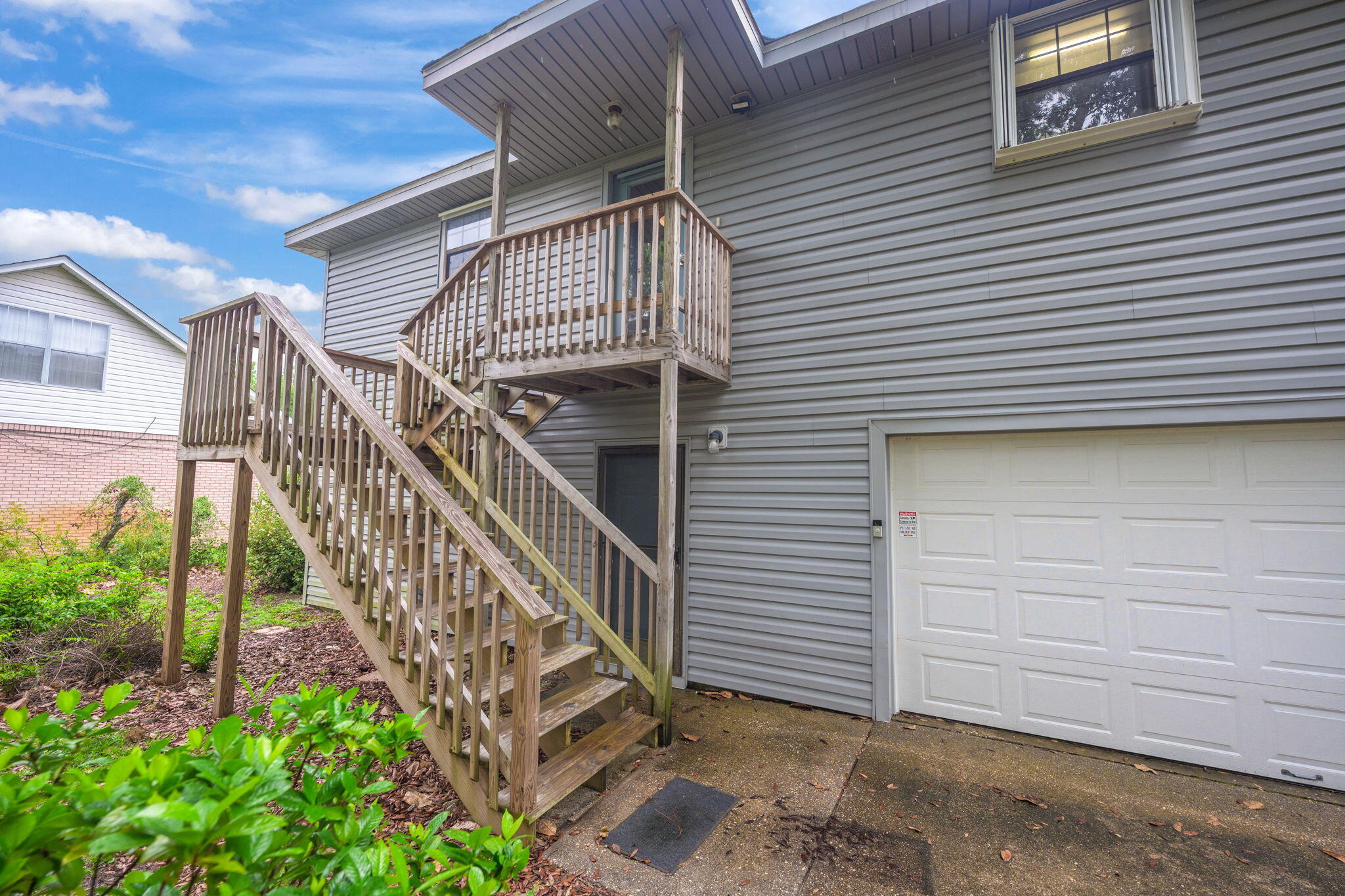 6913 Sea Shark Circle