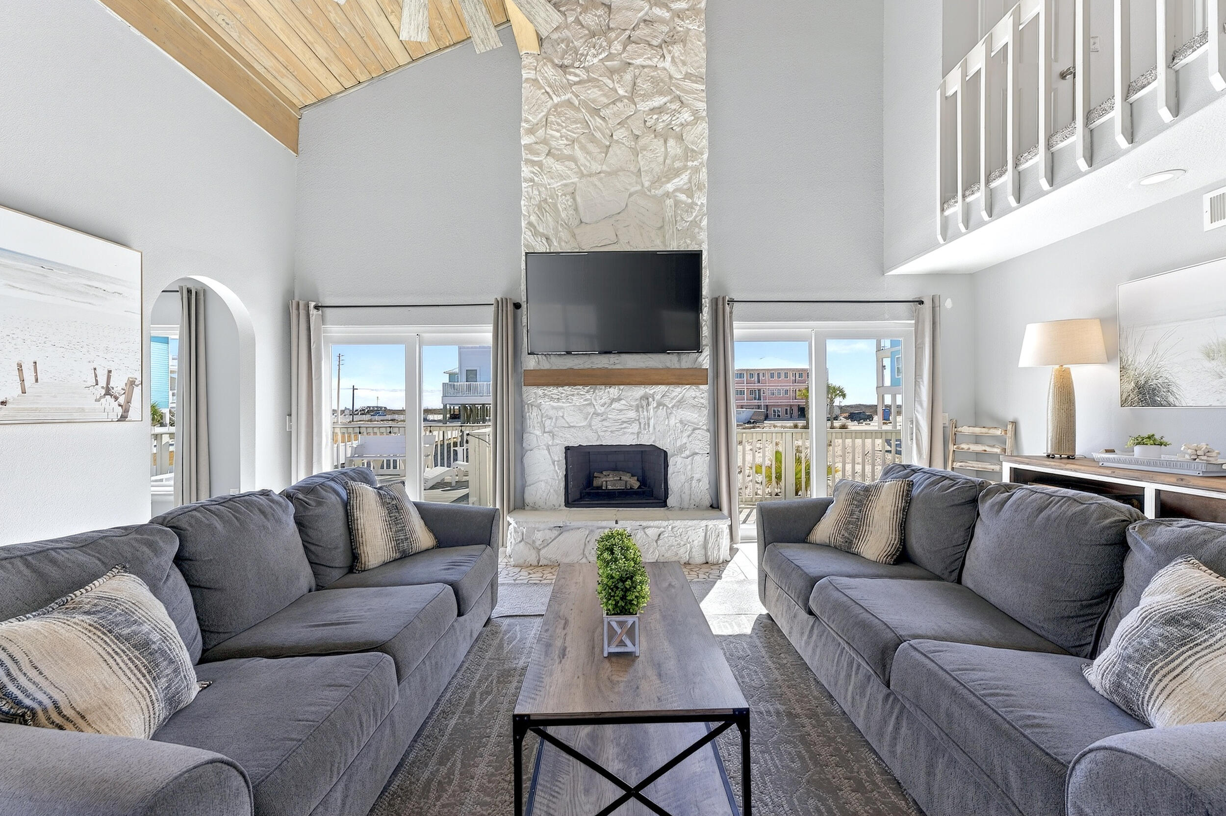 7569 White Sands Boulevard