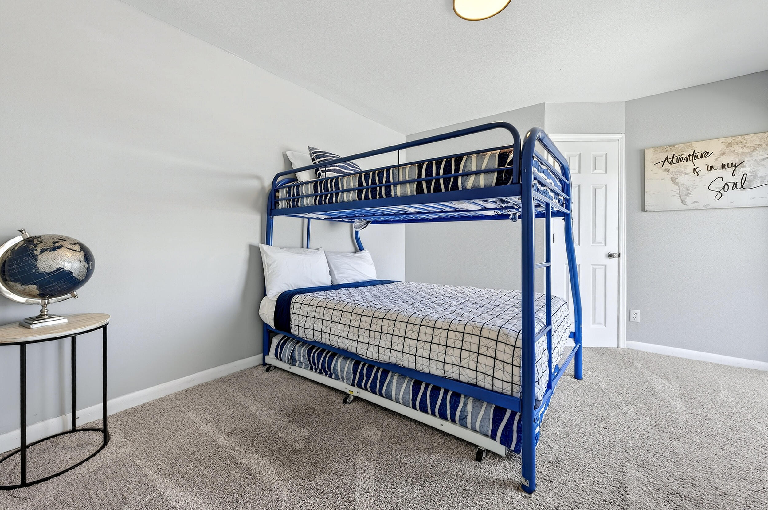 7569 White Sands Boulevard