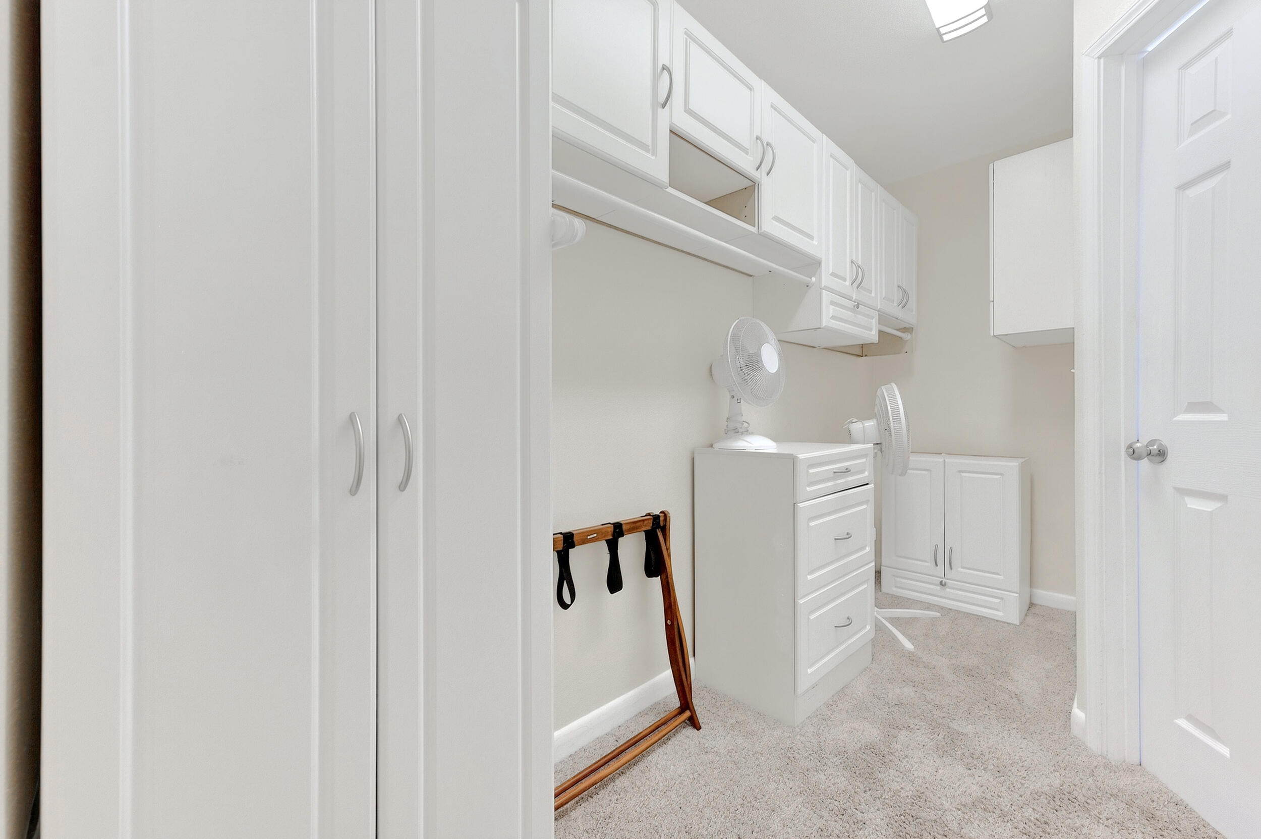 7569 White Sands Boulevard