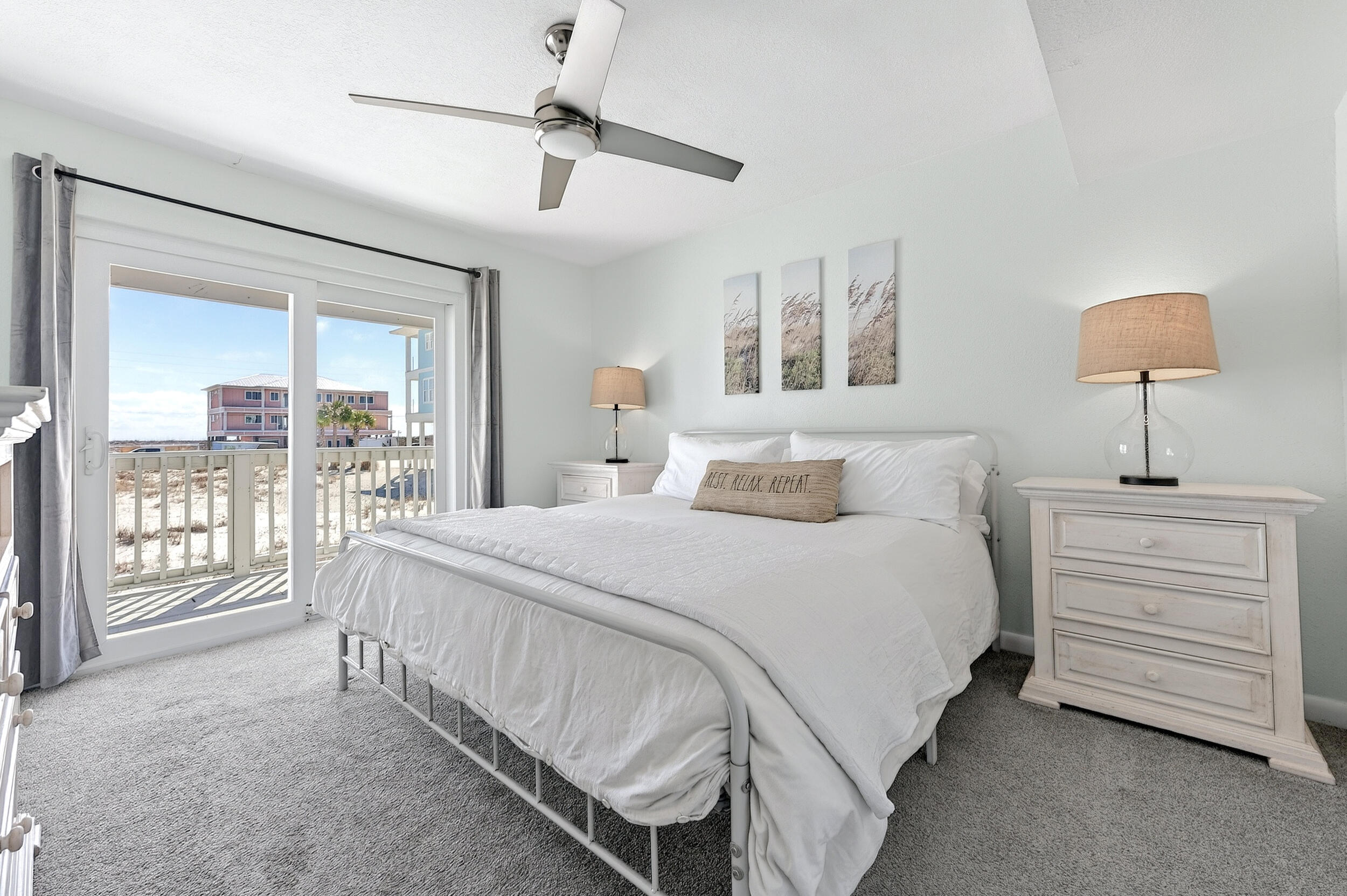 7569 White Sands Boulevard