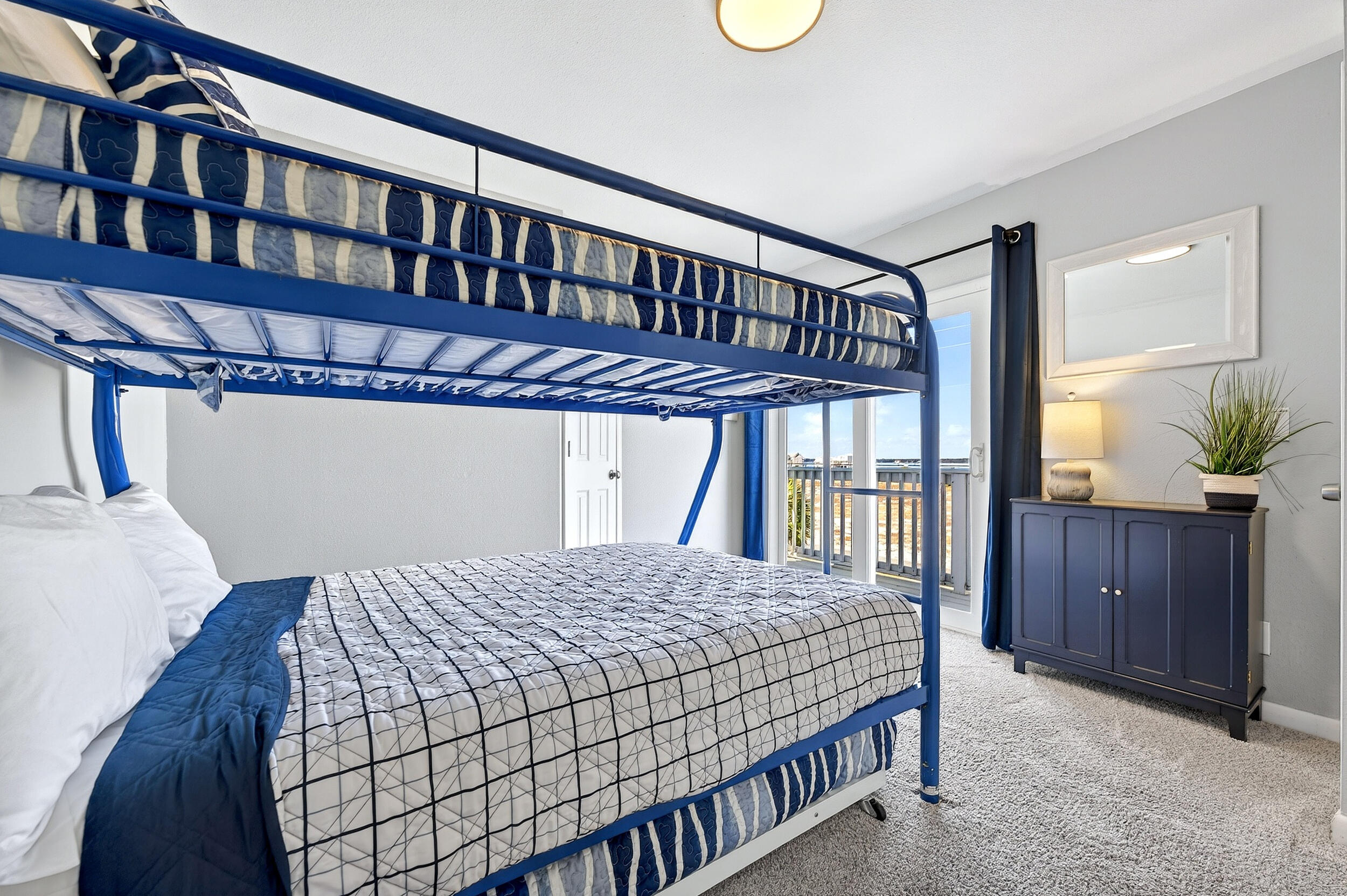 7569 White Sands Boulevard