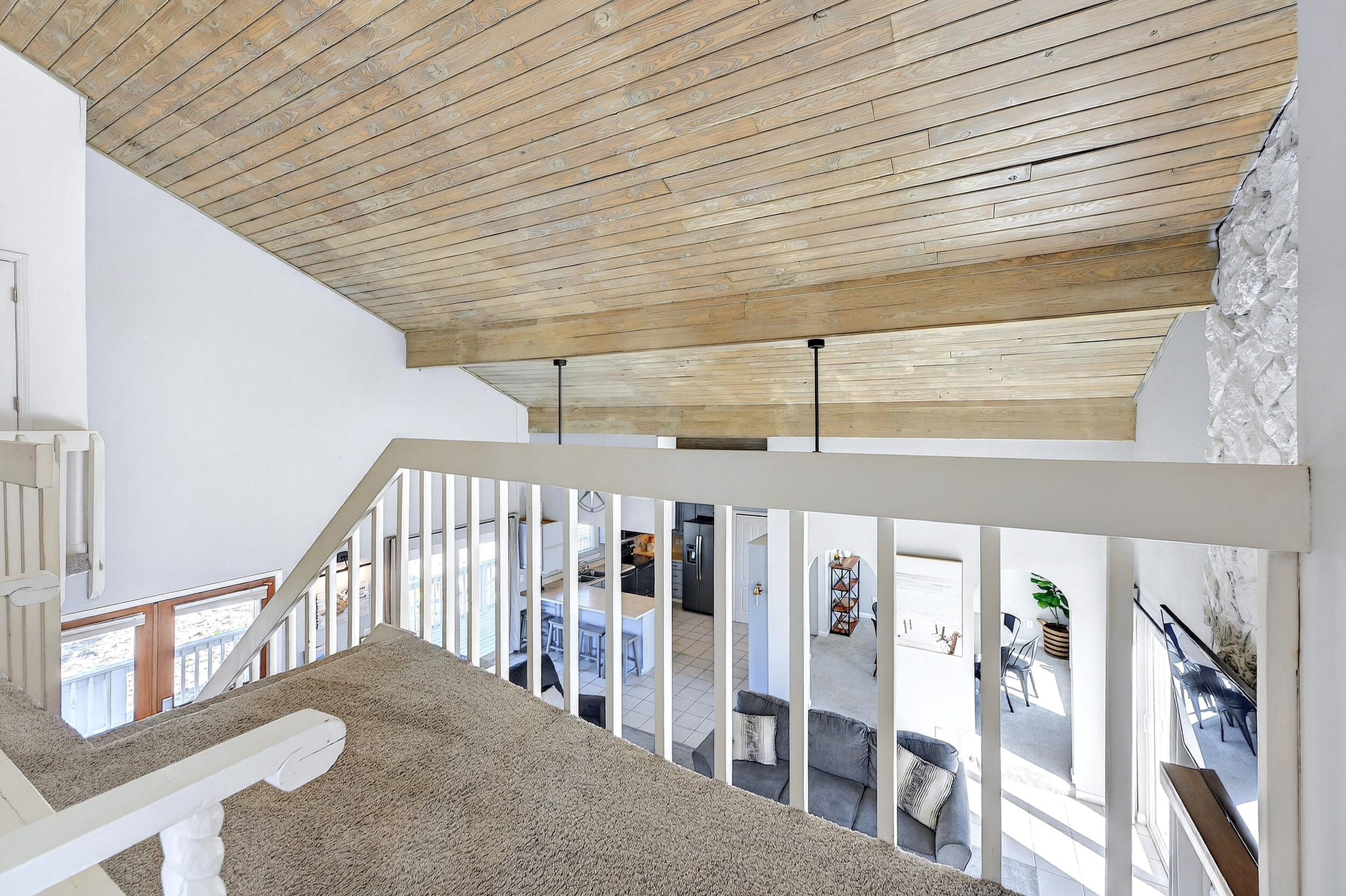 7569 White Sands Boulevard