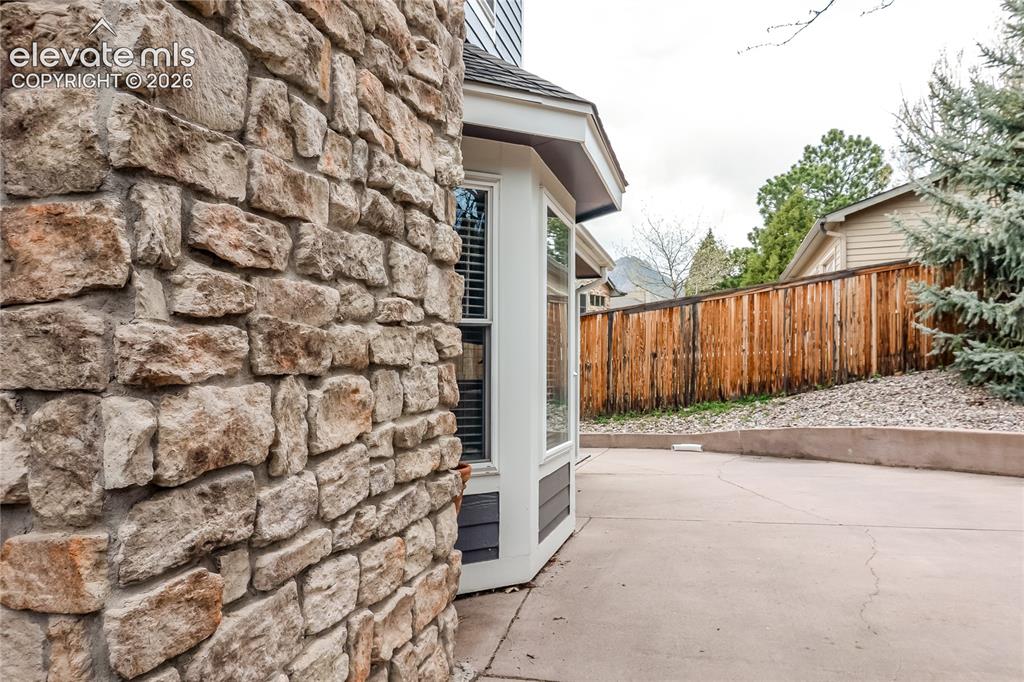 1142 Dancing Horse Drive