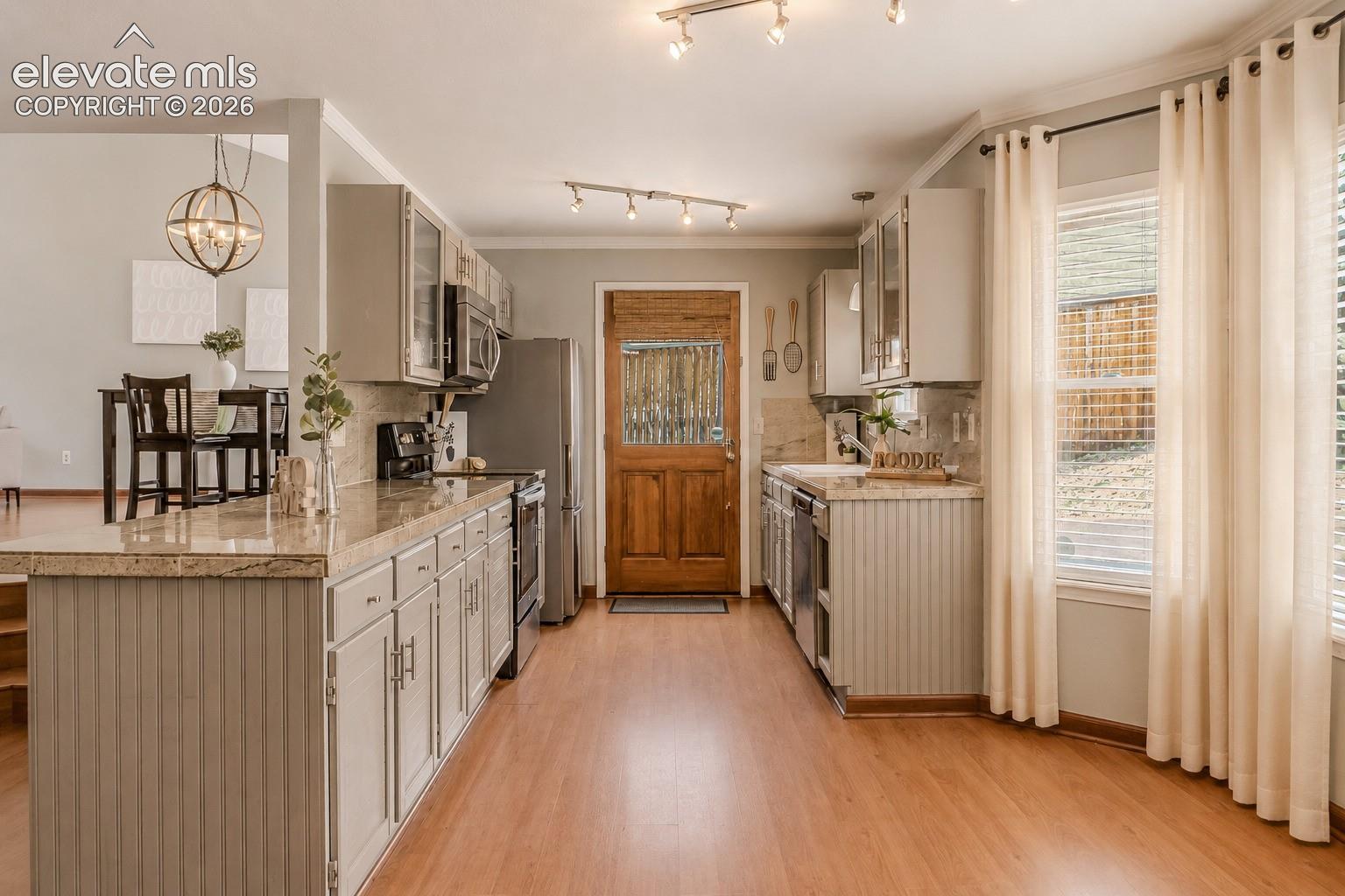 1142 Dancing Horse Drive