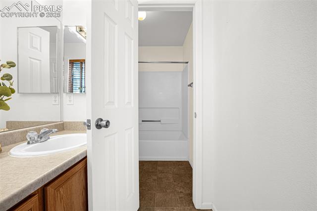 8753 Bamboo Grove