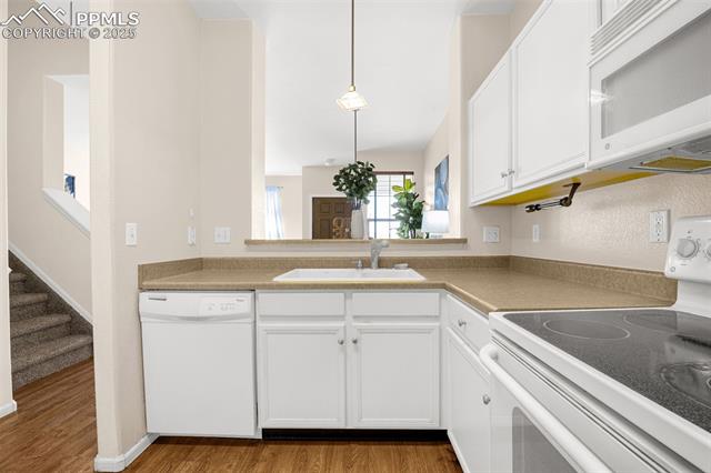 8753 Bamboo Grove