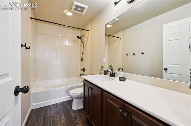 8185 Plumwood Circle