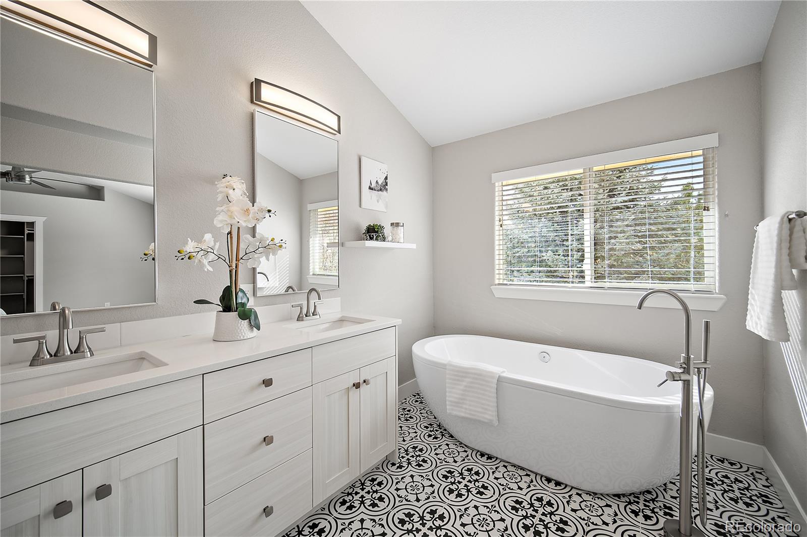 3746 Saint Simons Court