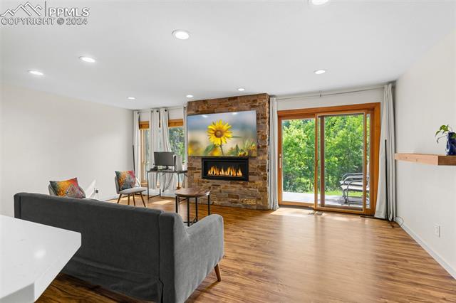 701 Harlan Street E1