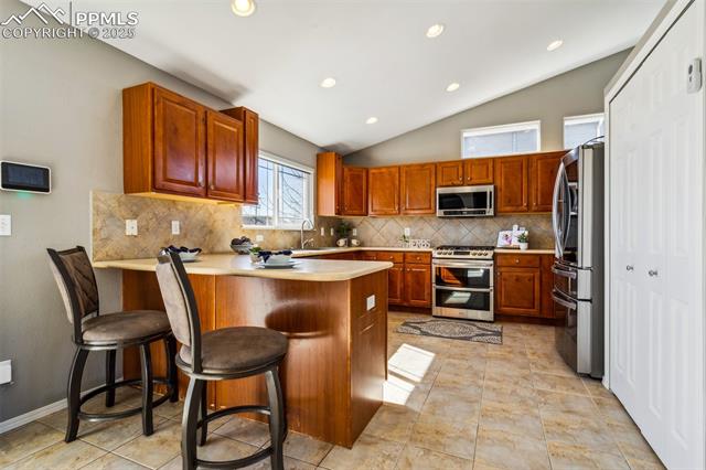 7619 High Gate Drive