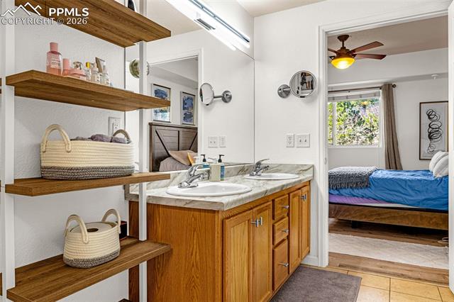 3755 Hartsock Lane 208