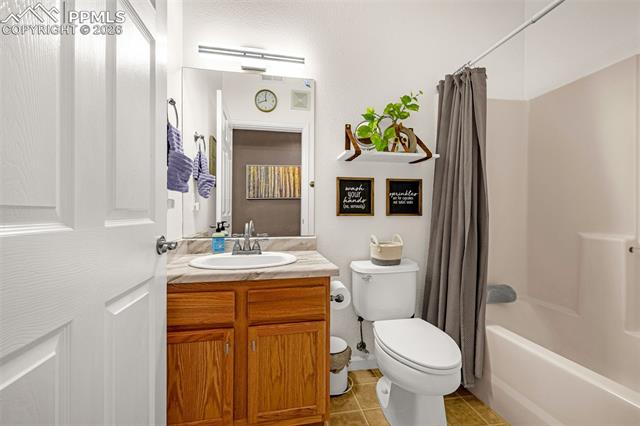 3755 Hartsock Lane 208