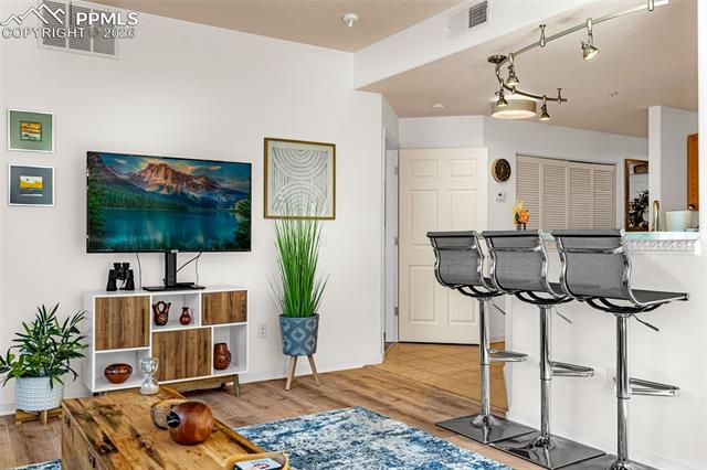 3755 Hartsock Lane 208