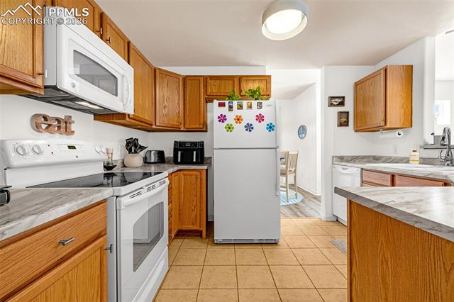 3755 Hartsock Lane 208